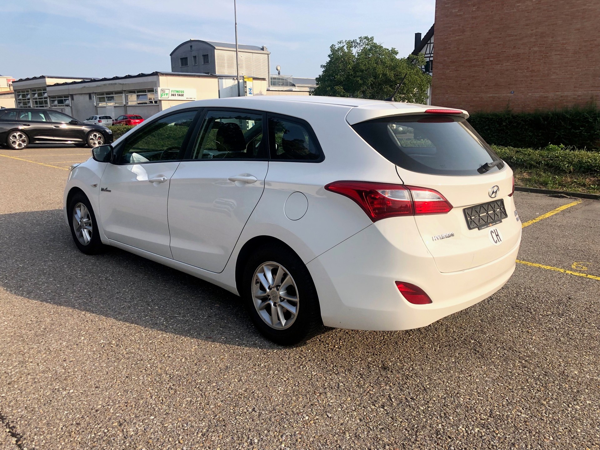 HYUNDAI i30 Wagon 1.6 GDI Style-showroom-element-2