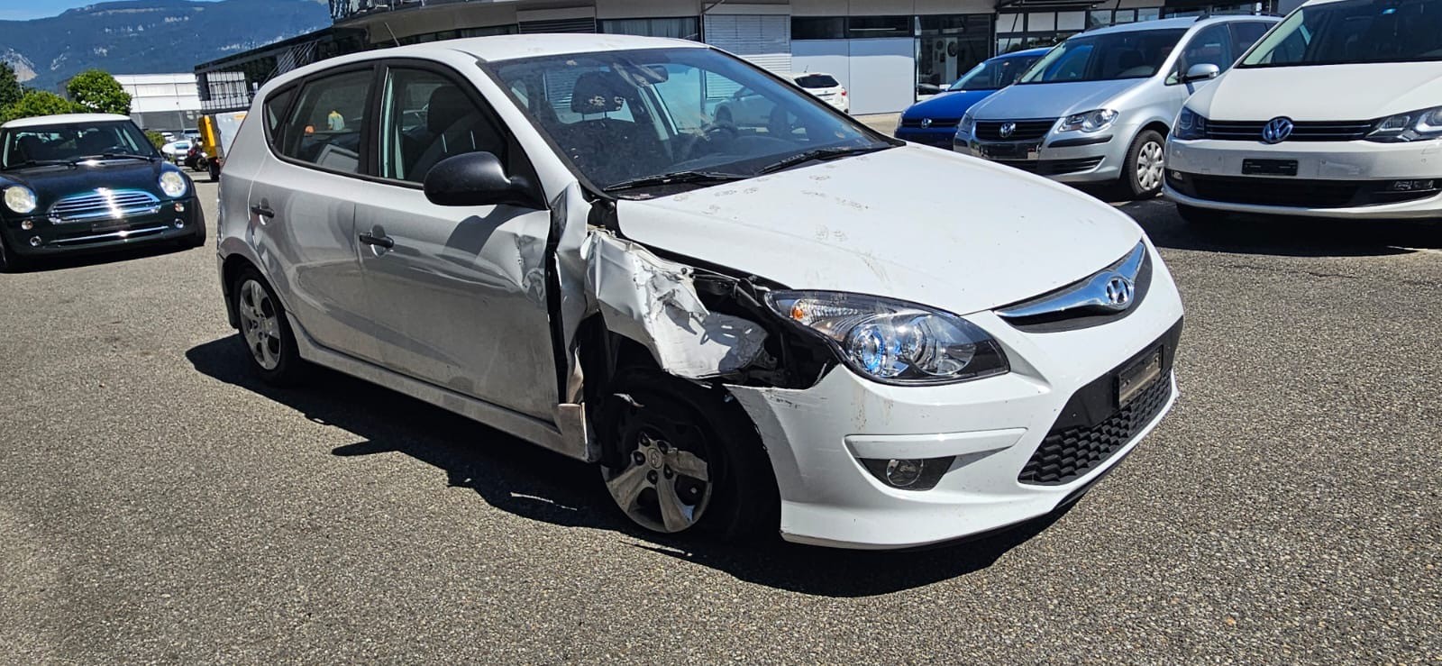 HYUNDAI i30 1.4 Comfort-image-1