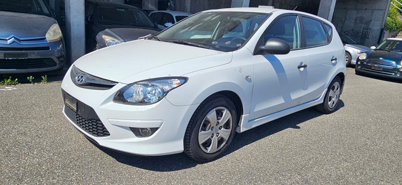 HYUNDAI i30 1.4 Comfort-image-8