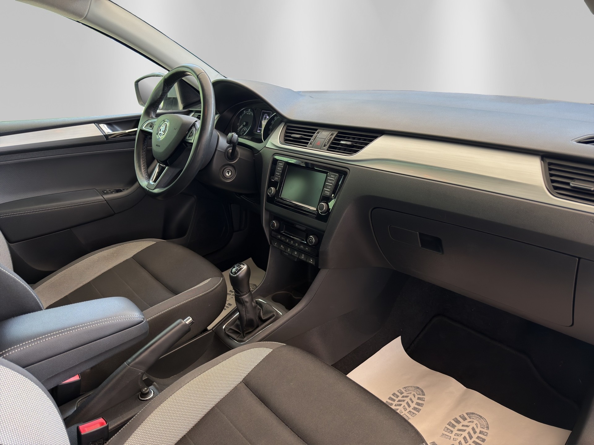 SKODA Rapid Spaceback 1.0 TSI Ambition-image-12
