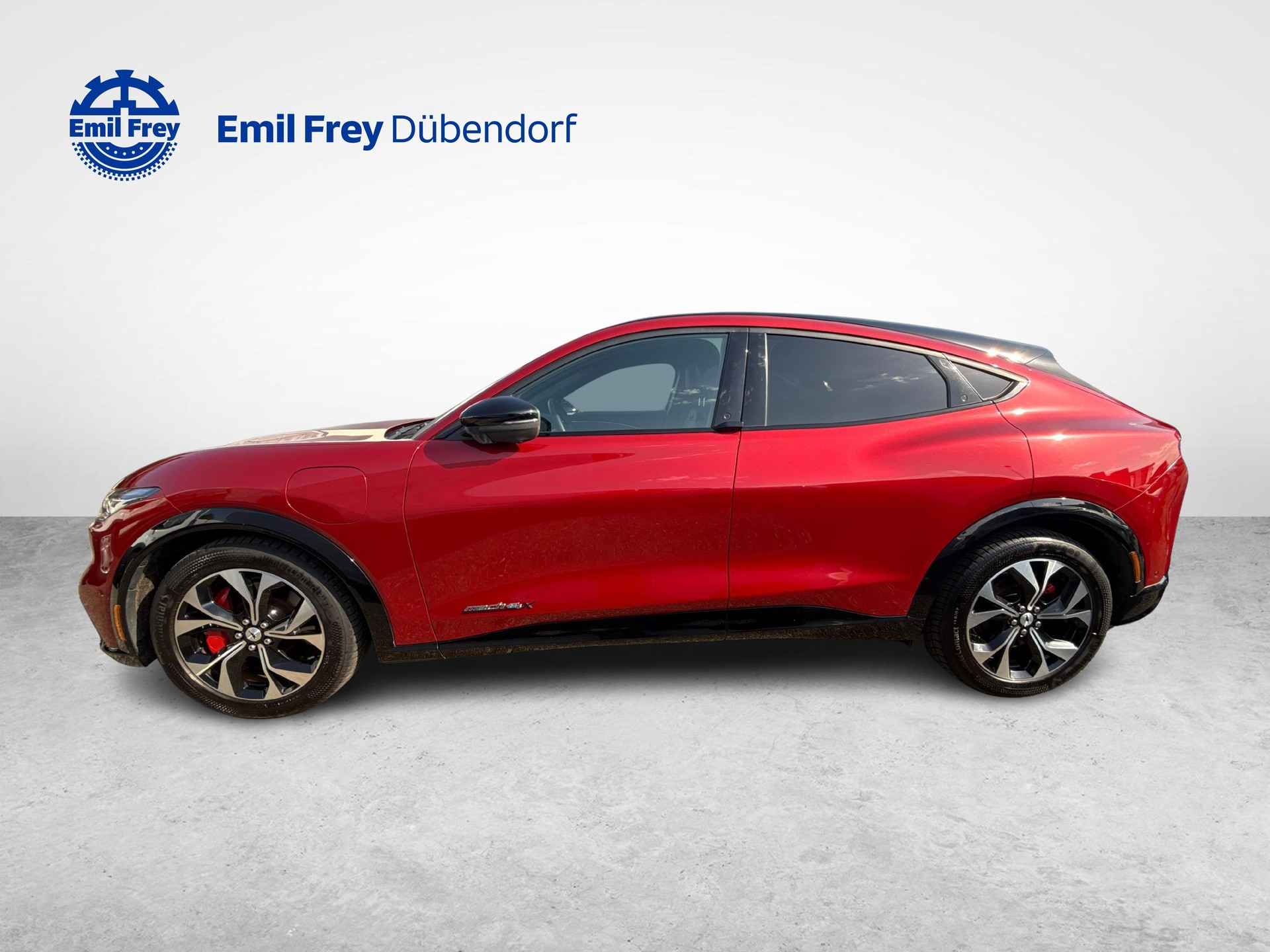 FORD Mustang Mach-E Extended AWD-showroom-element-1