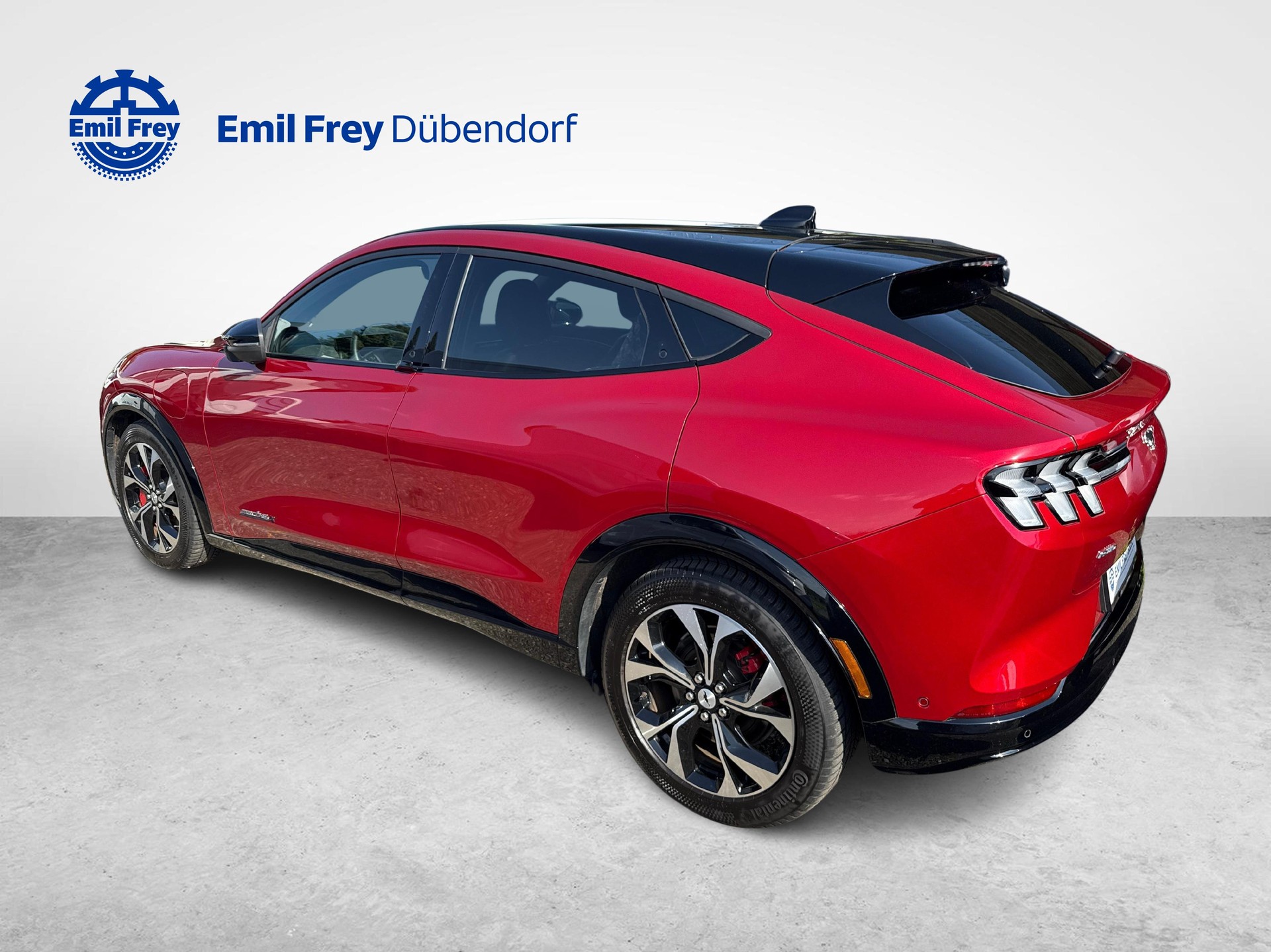 FORD Mustang Mach-E Extended AWD-showroom-element-2