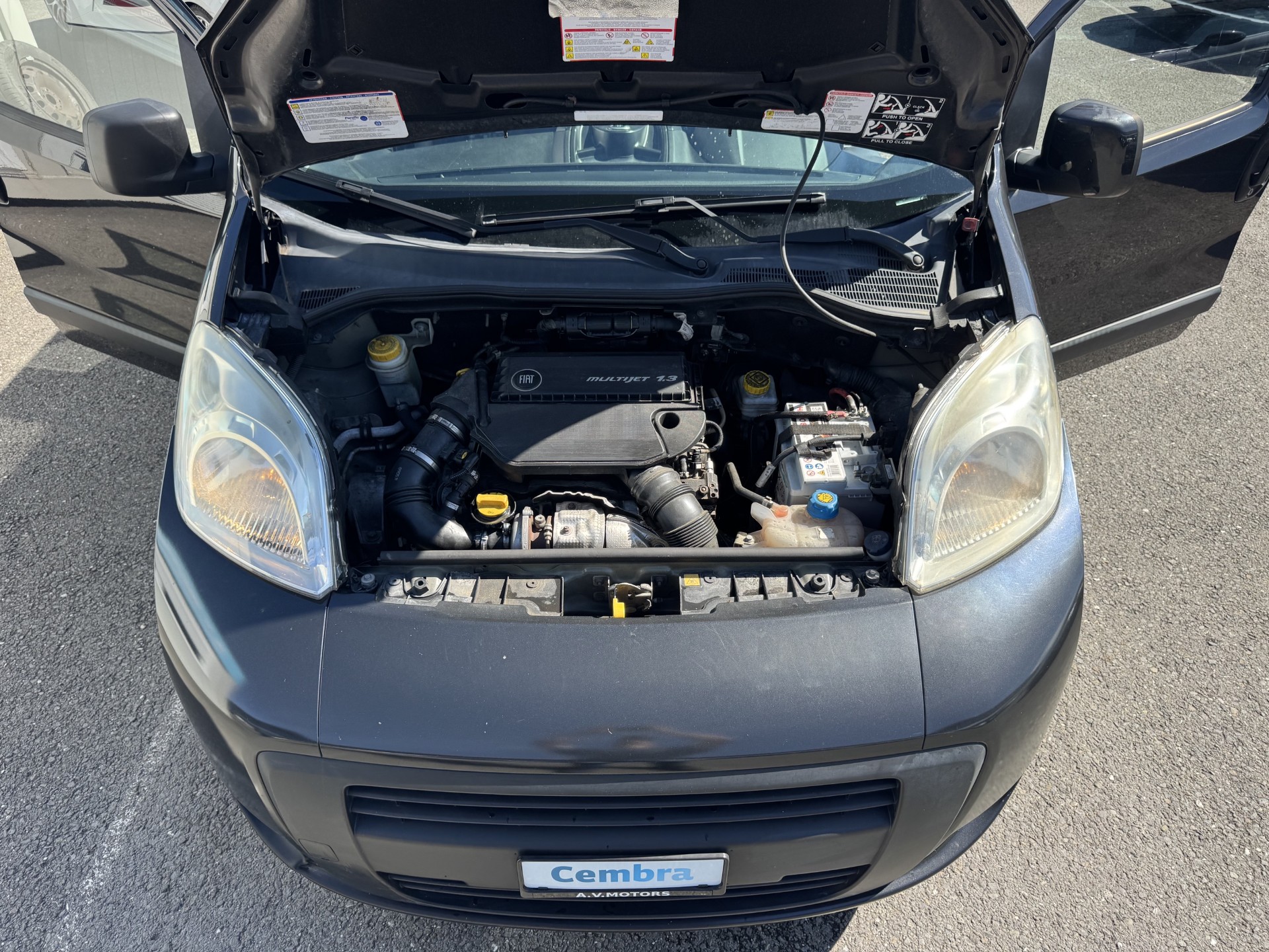 FIAT Qubo 1.3 JTD Active-image-14