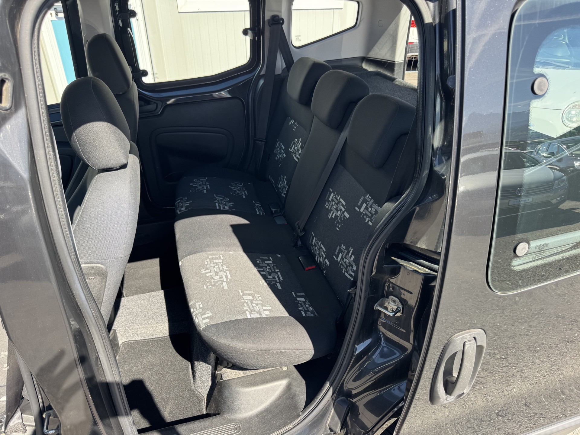 FIAT Qubo 1.3 JTD Active-image-9