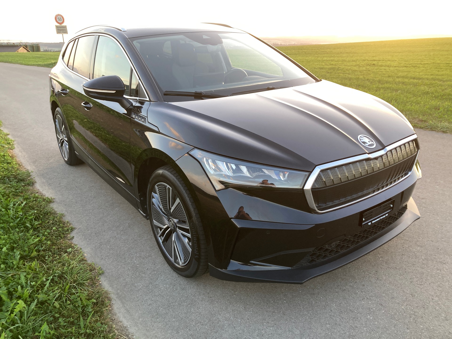 SKODA Enyaq iV 80-image-1