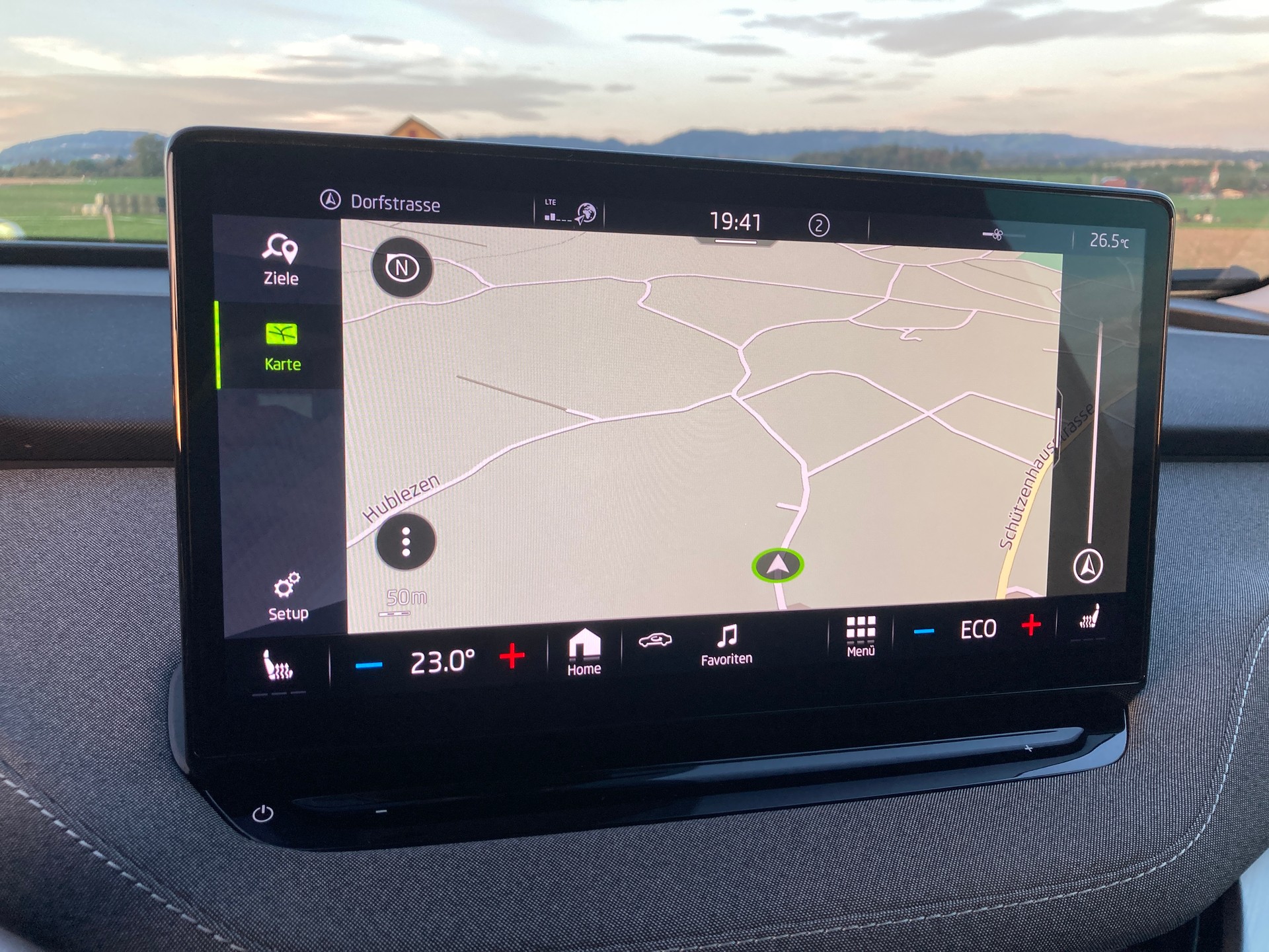 SKODA Enyaq iV 80-image-14