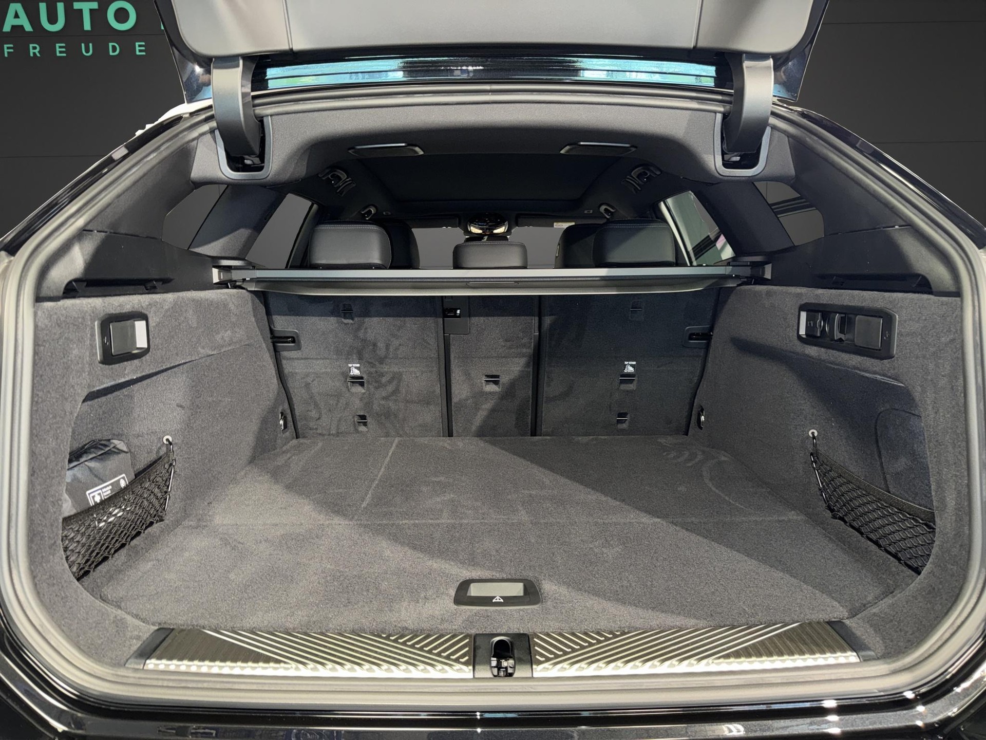 BMW 5er Reihe G61 Touring 540d xDrive-image-20