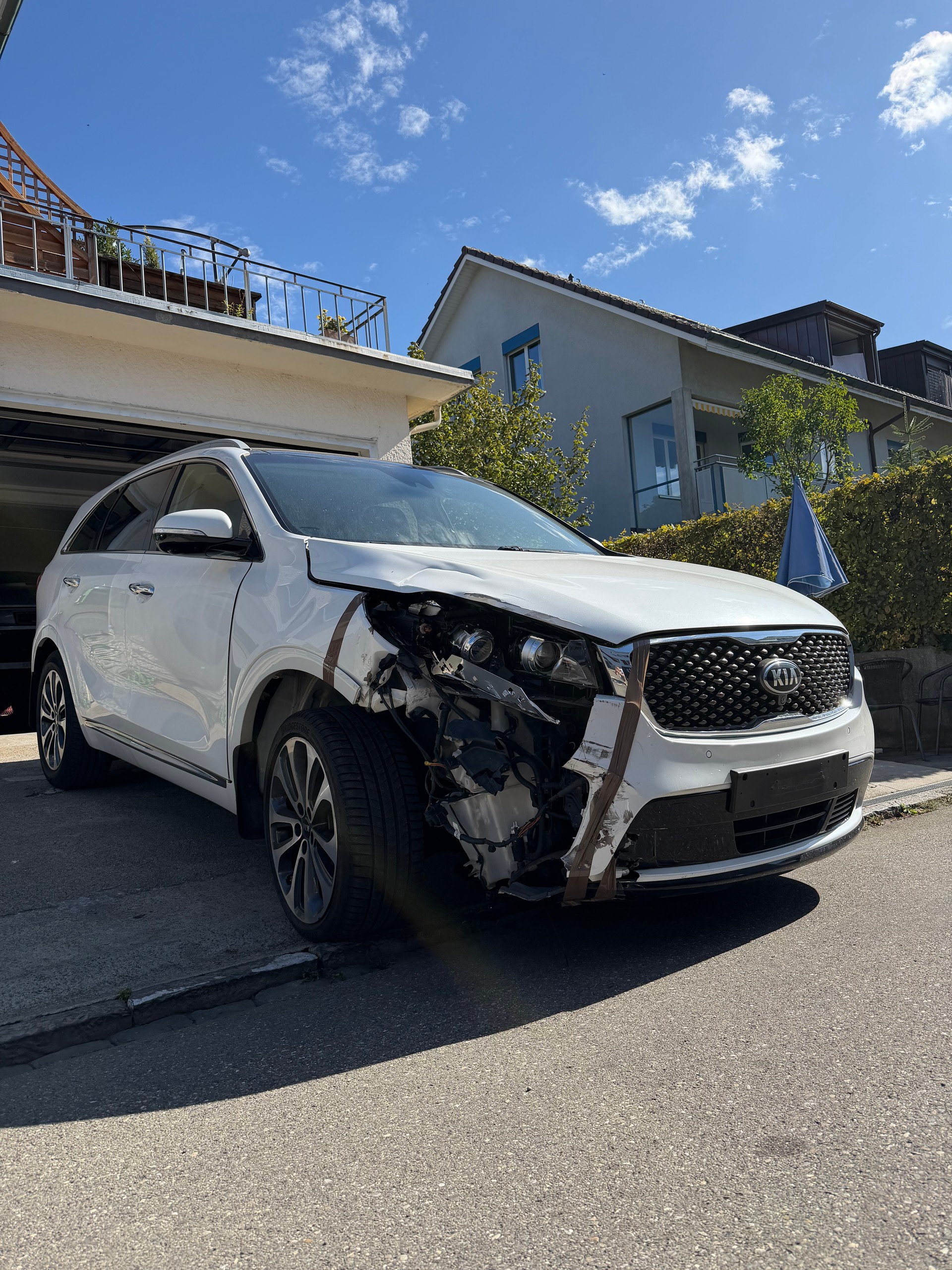KIA Sorento 2.2 CRDI Style 7P. Automatic-image-2