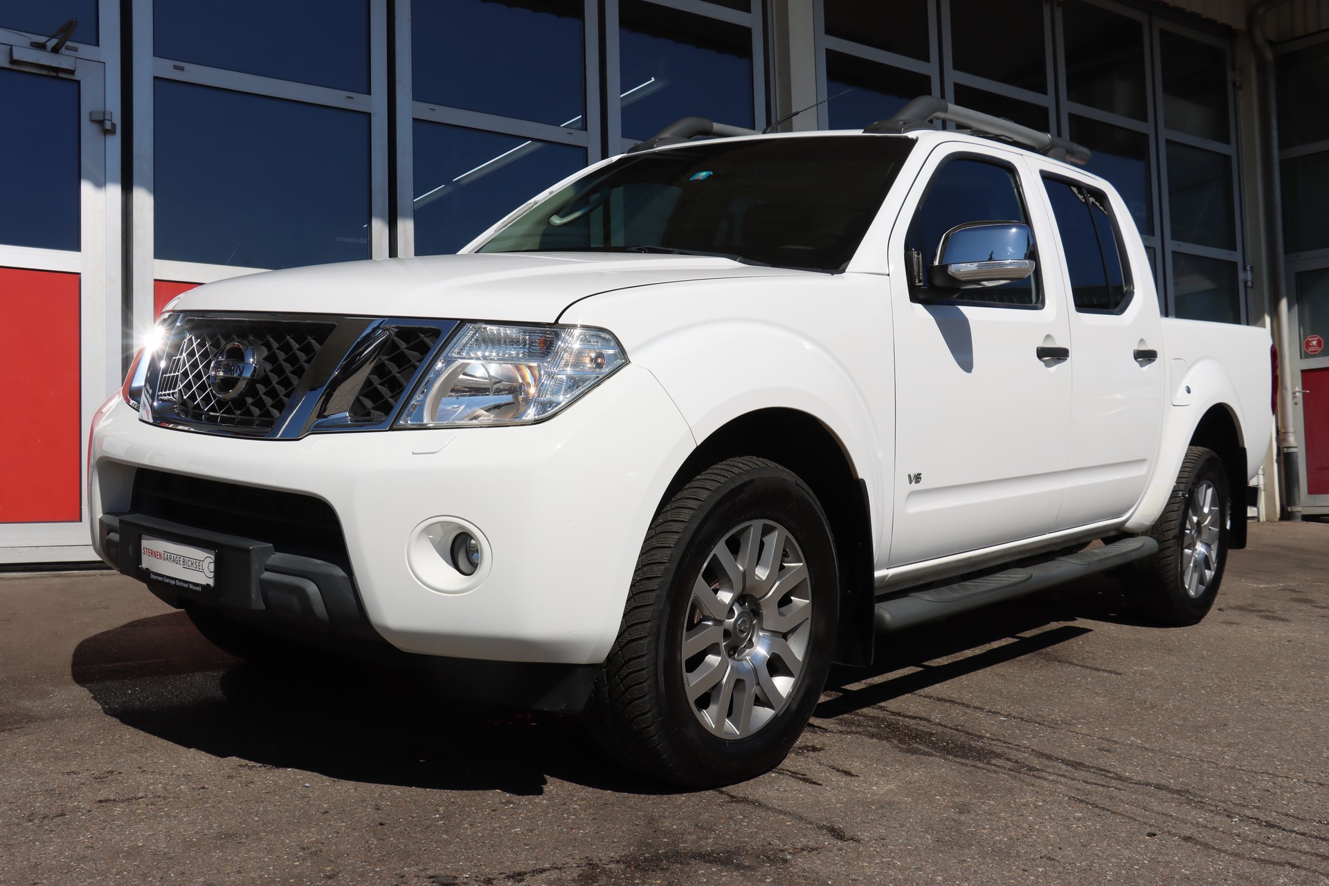 NISSAN Navara V6 Double Cab LE 3.0 dCi 4WD LB Automat