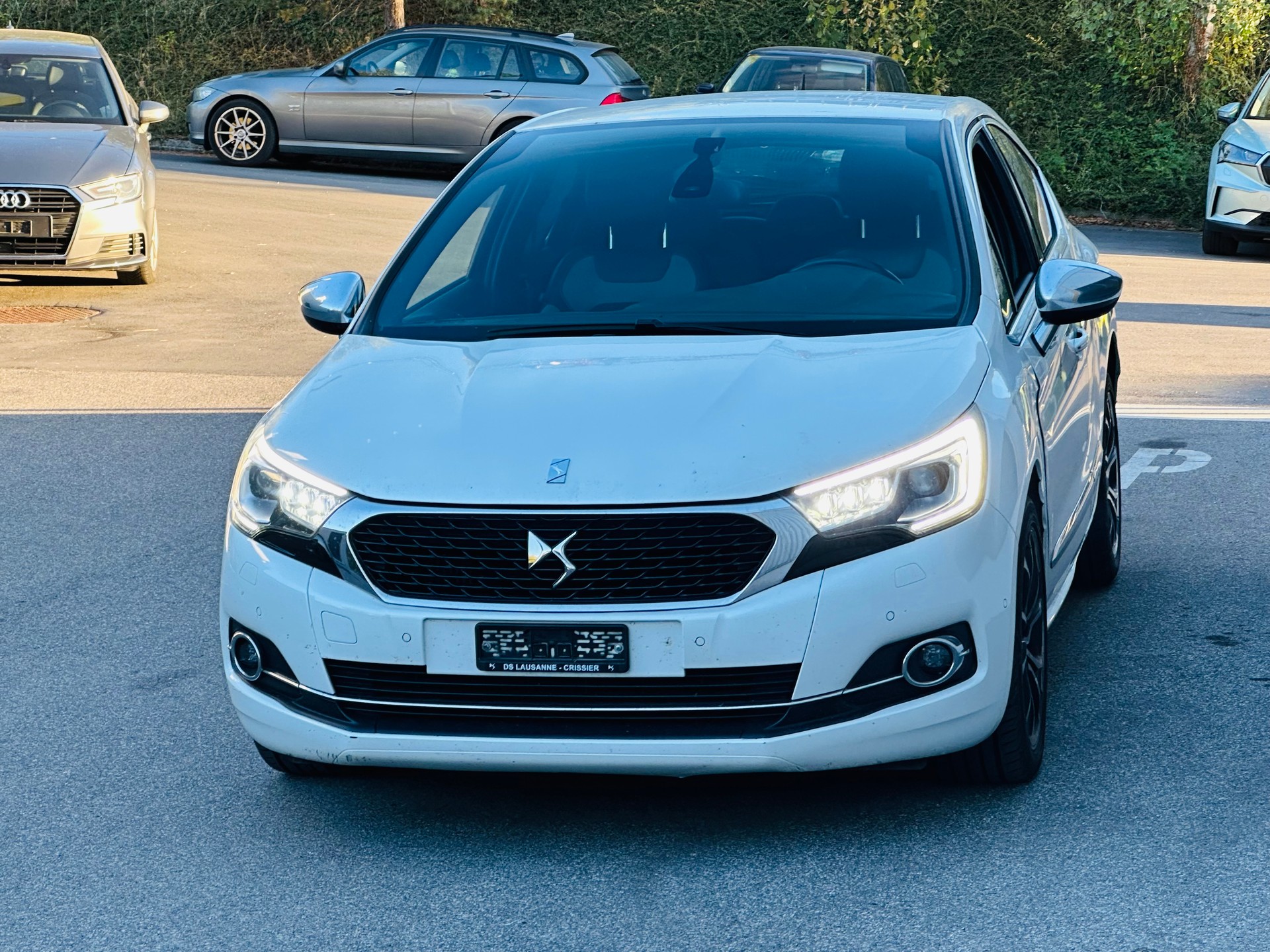 DS AUTOMOBILES DS 4 Crossback 1.6 THP Sport Chic Automatic-showroom-element-3