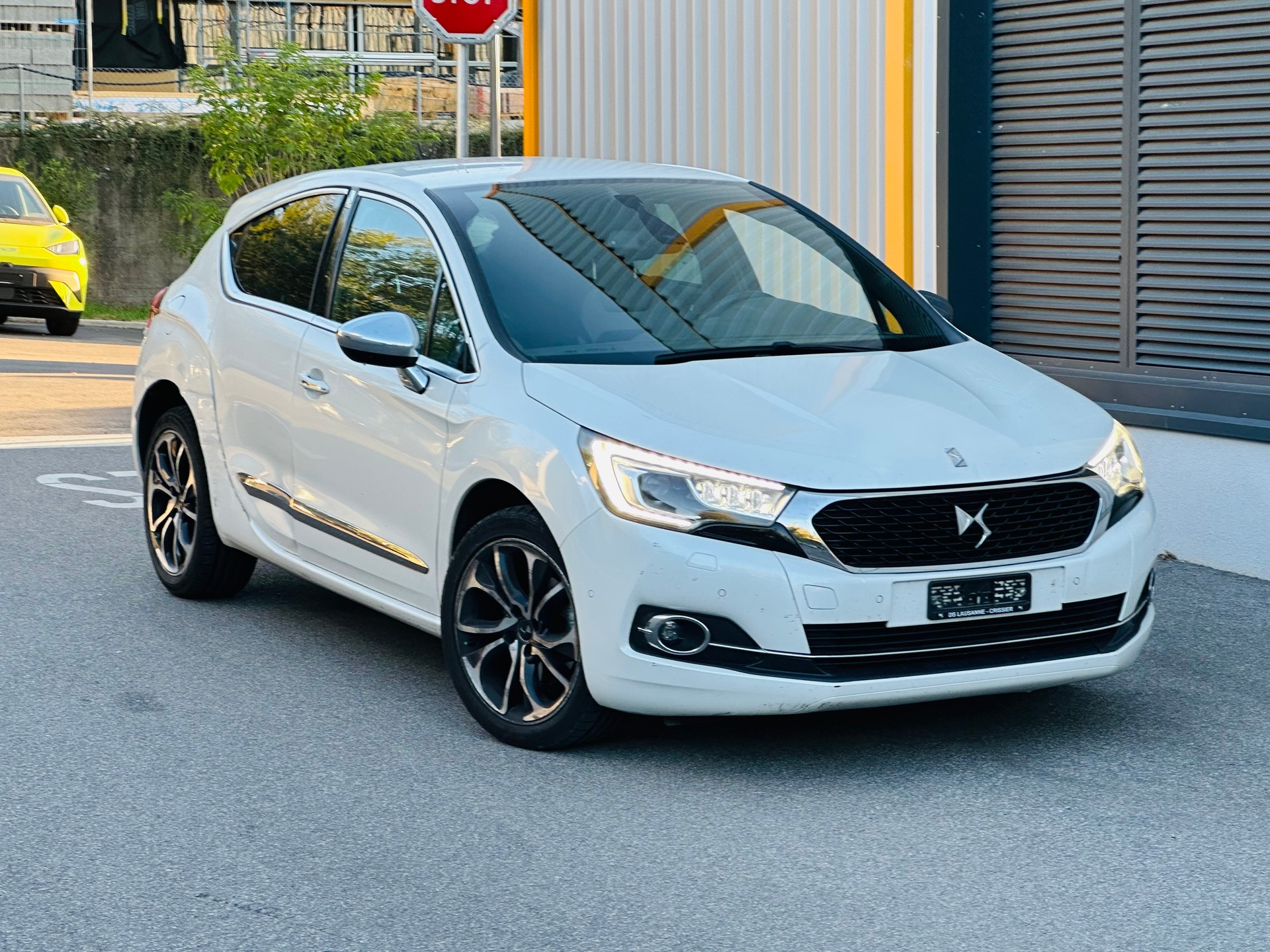 DS AUTOMOBILES DS 4 Crossback 1.6 THP Sport Chic Automatic-showroom-element-1