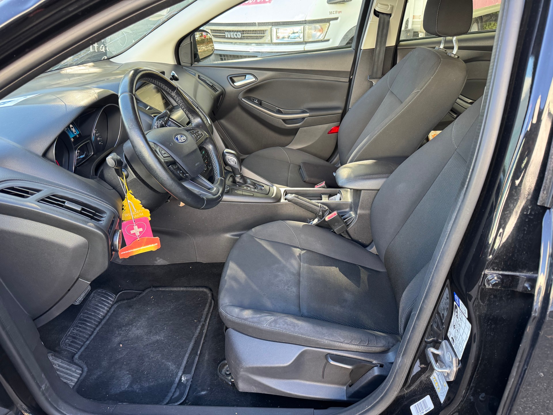FORD Focus 2.0 TDCi Business Powershift-image-16