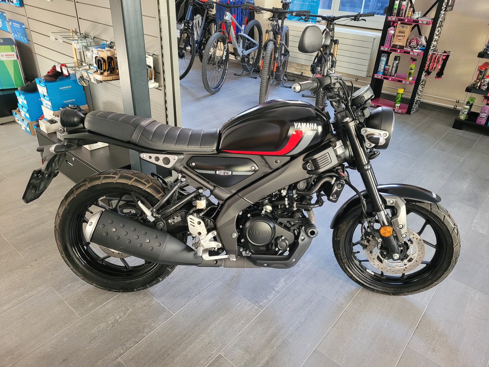 YAMAHA XSR 125-image-1