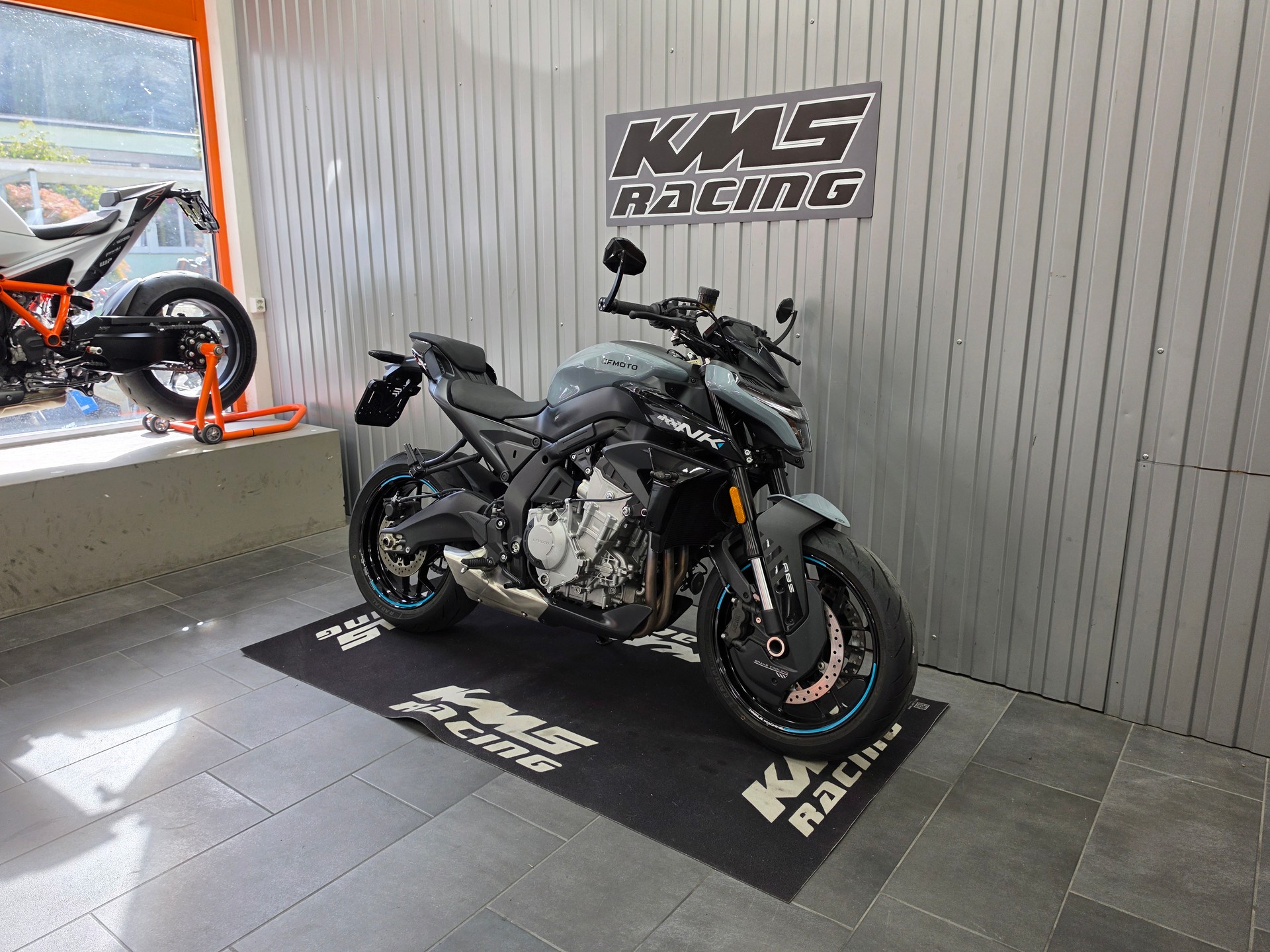 CF MOTO 675NK-image-1