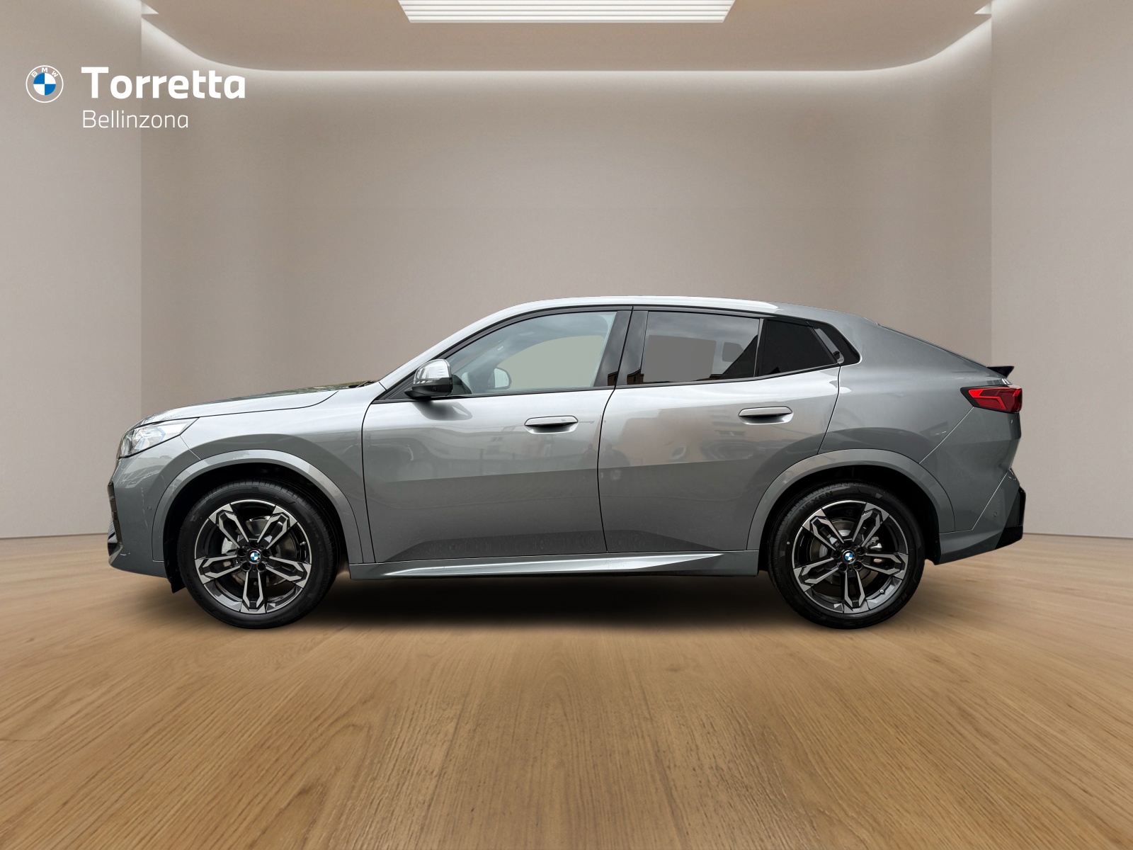 BMW iX2 eDrive 20 M Sport-showroom-element-1