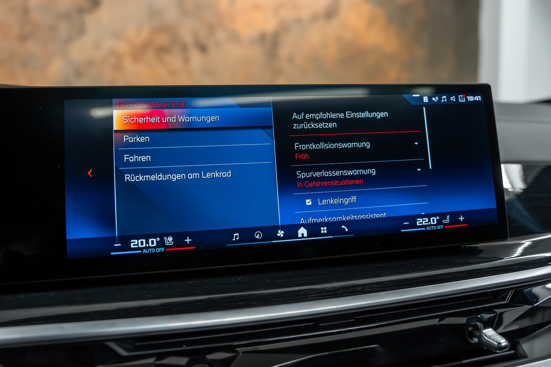 BMW X6 xDrive 48V M60i M Sport Pro Steptronic *Sky-Lounge*Fahrassistenz*Ambient Air*-image-31