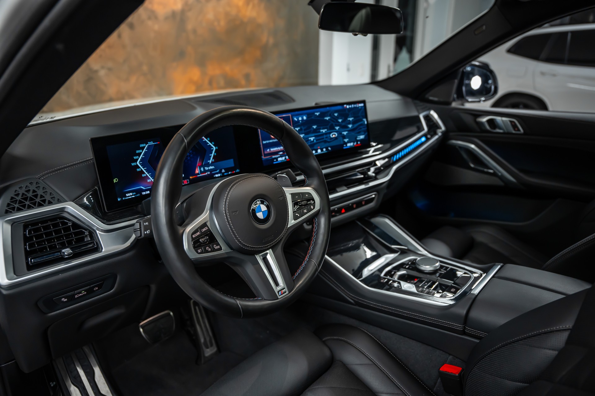 BMW X6 xDrive 48V M60i M Sport Pro Steptronic *Sky-Lounge*Fahrassistenz*Ambient Air*-image-12