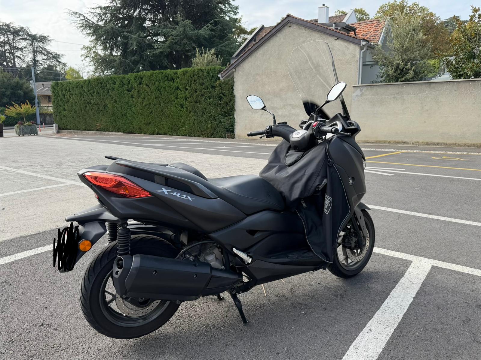 YAMAHA X-Max CZD 300 ABS-image-3