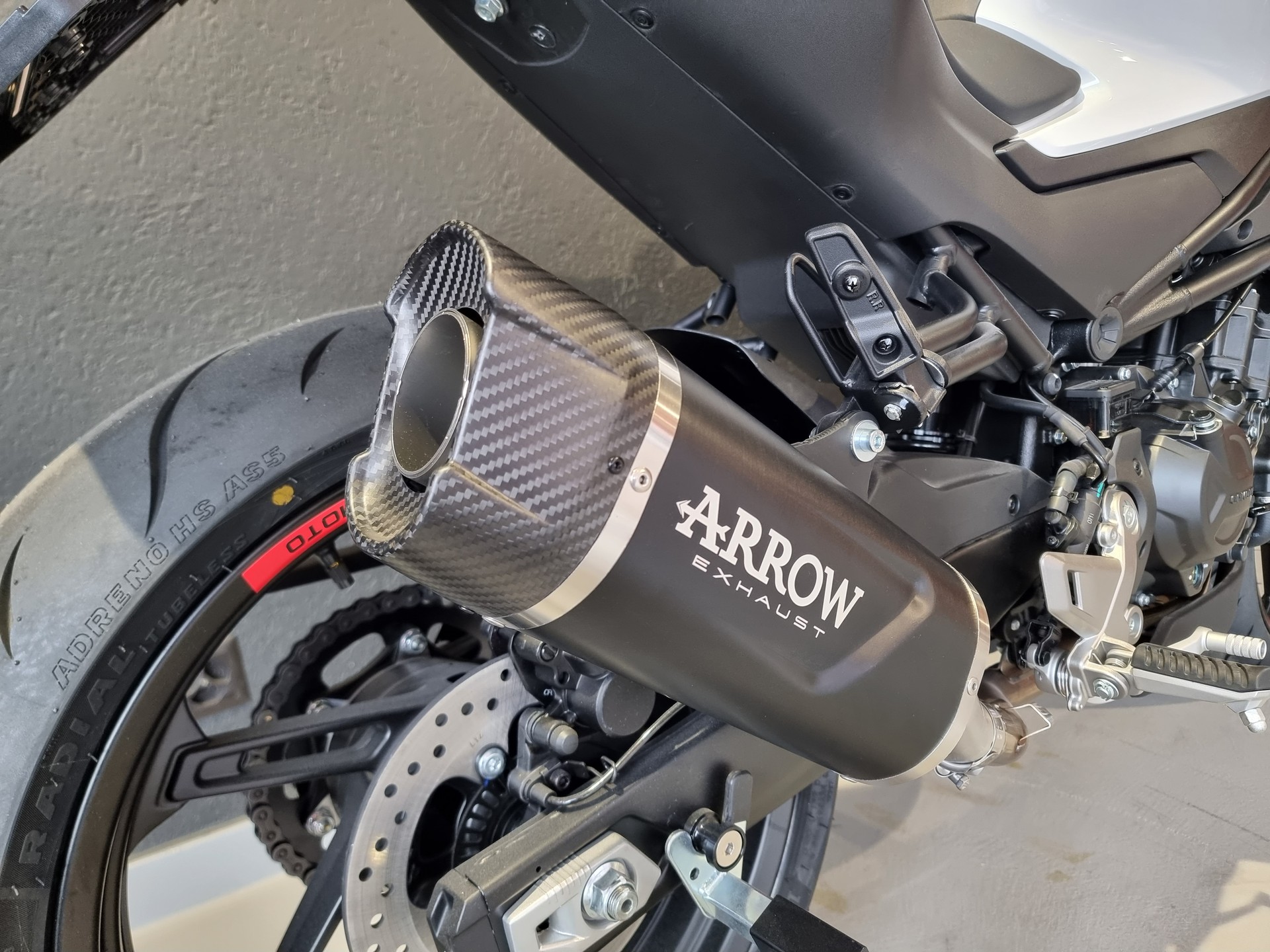 CF MOTO 450NK-image-10