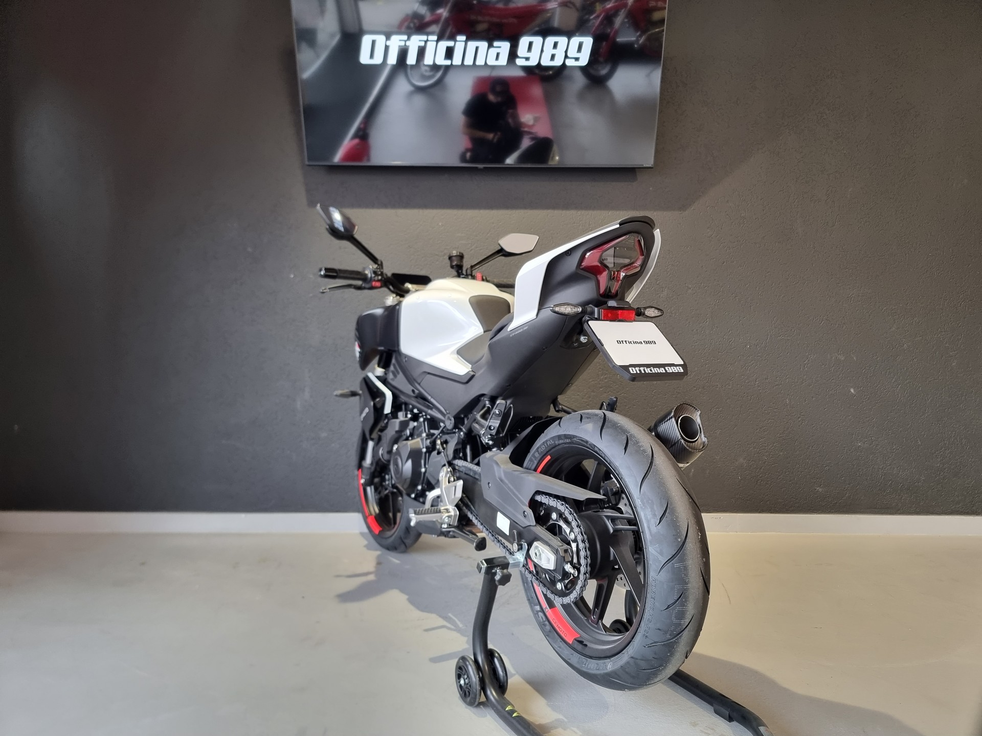 CF MOTO 450NK-image-3