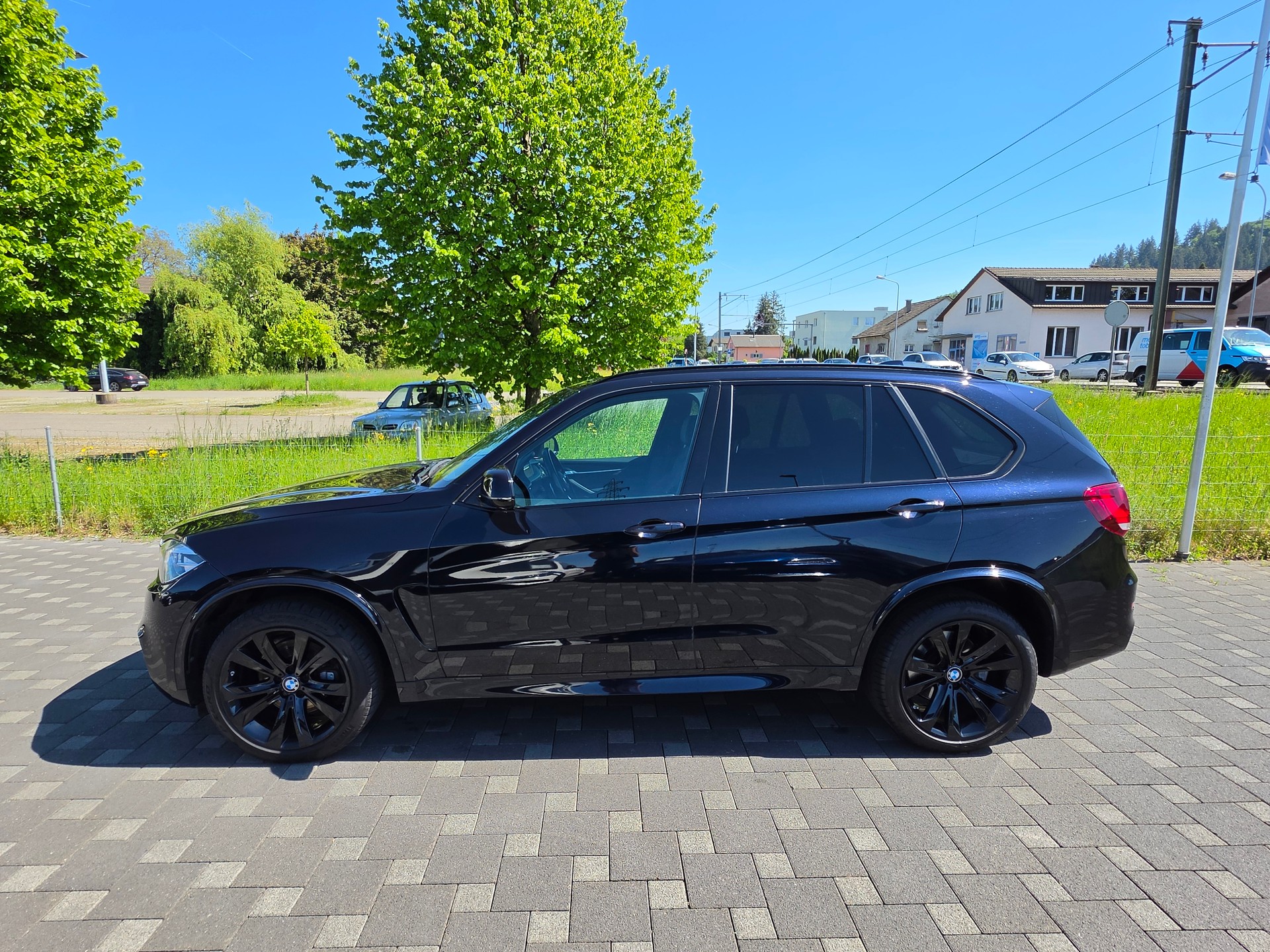 BMW X5 xDrive 40d Steptronic-showroom-element-1