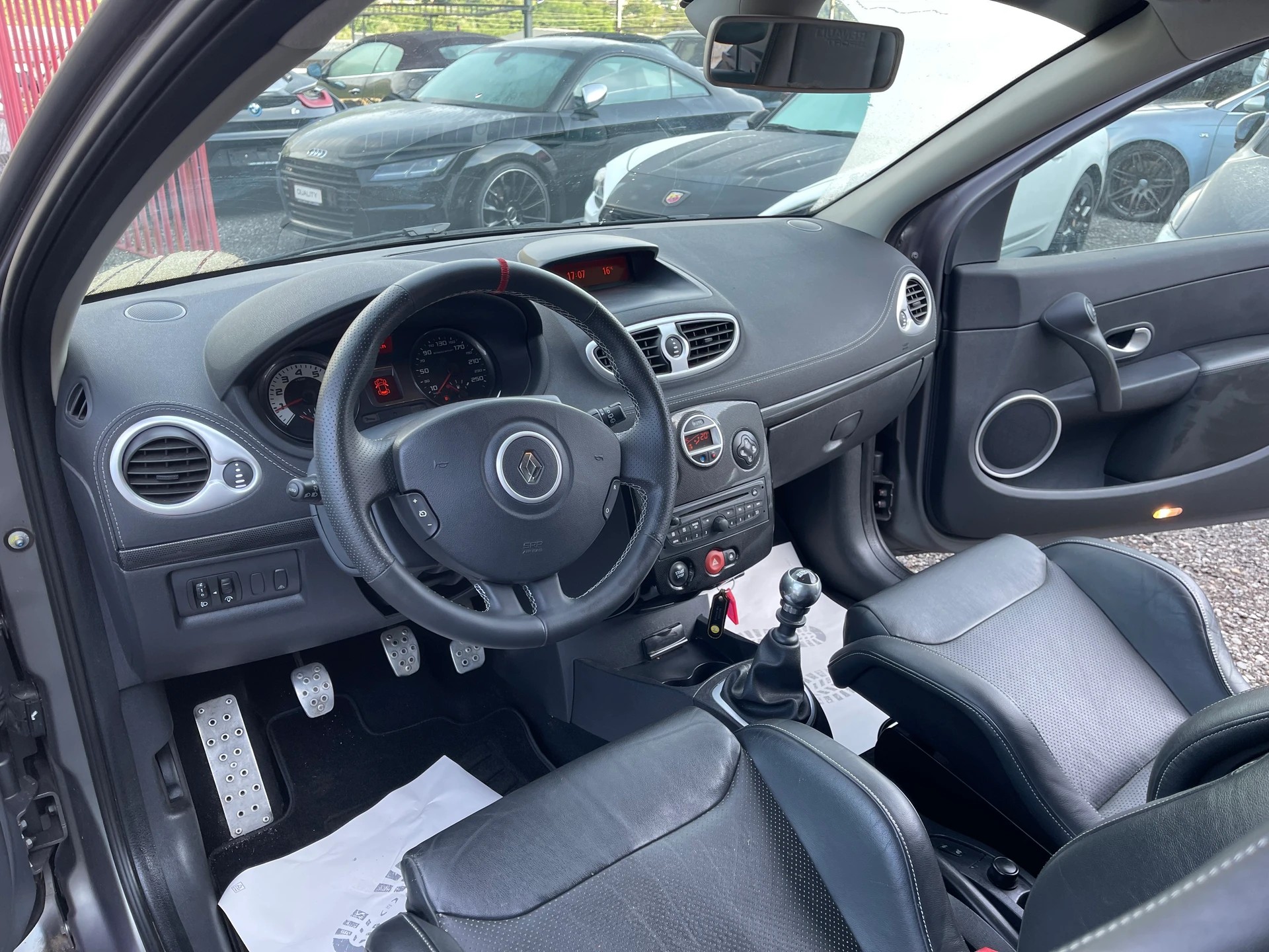 RENAULT Clio 2.0 16V Ange&Démon-image-9