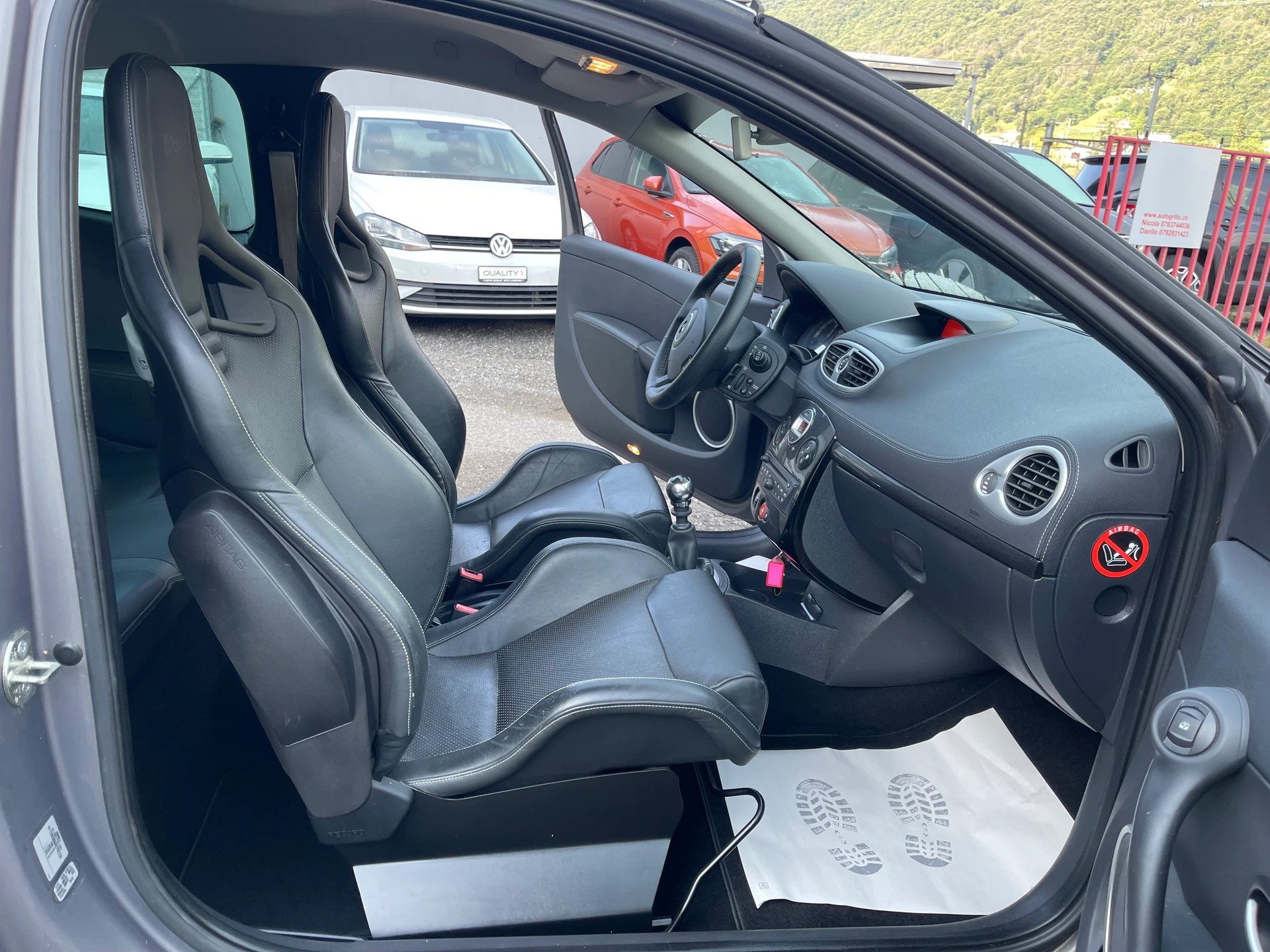 RENAULT Clio 2.0 16V Ange&Démon-image-7
