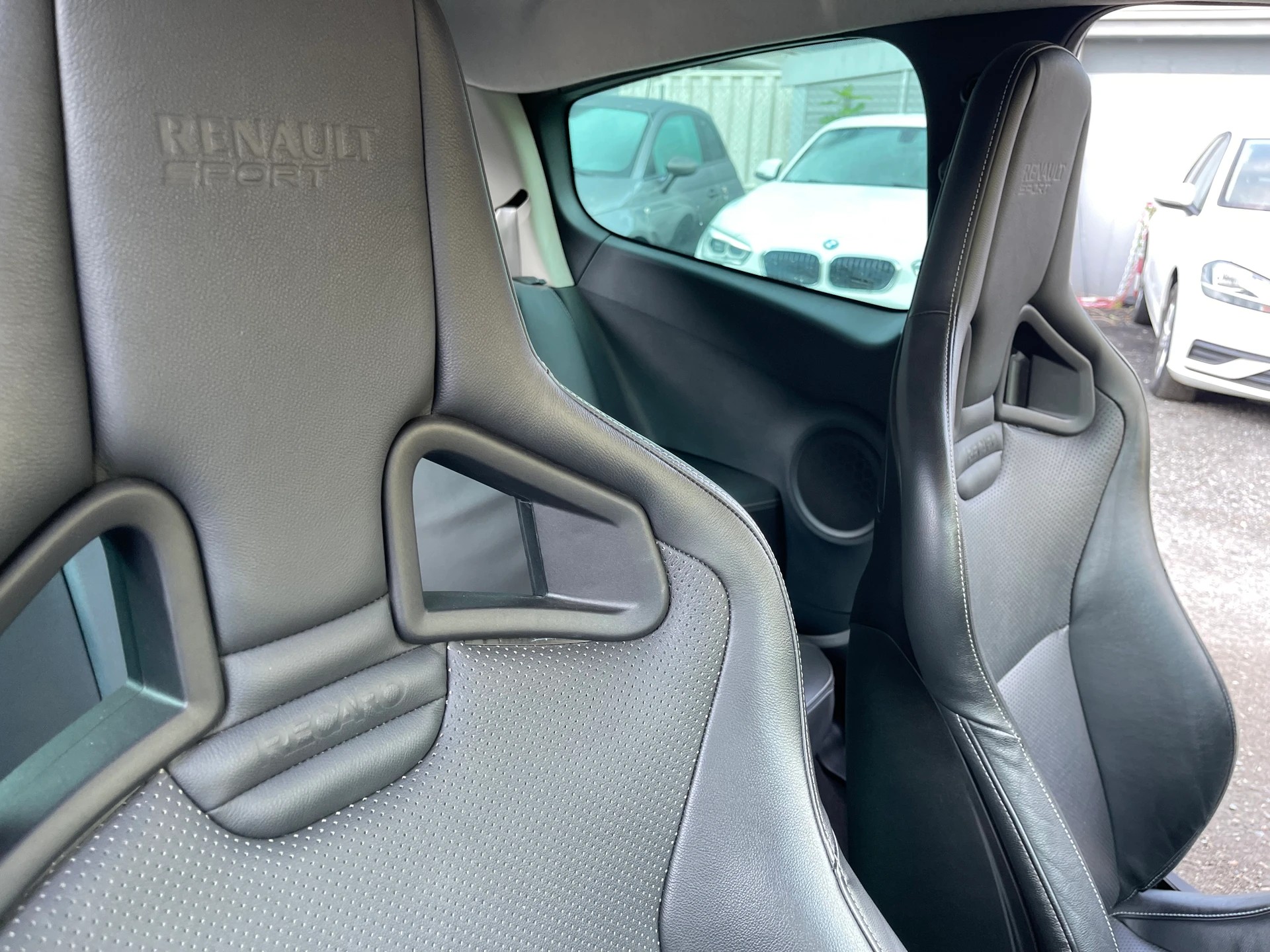 RENAULT Clio 2.0 16V Ange&Démon-image-10