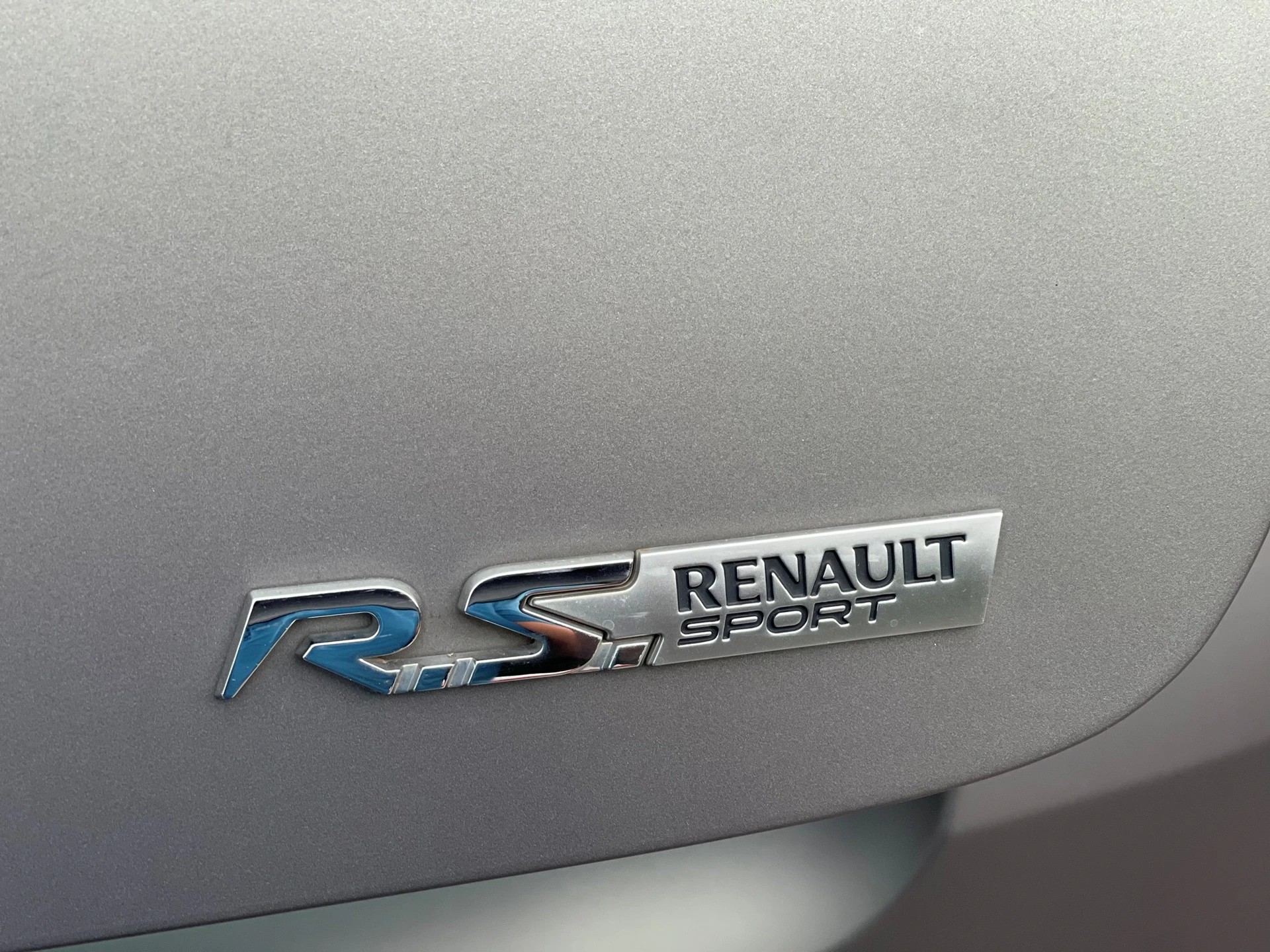 RENAULT Clio 2.0 16V Ange&Démon-image-4