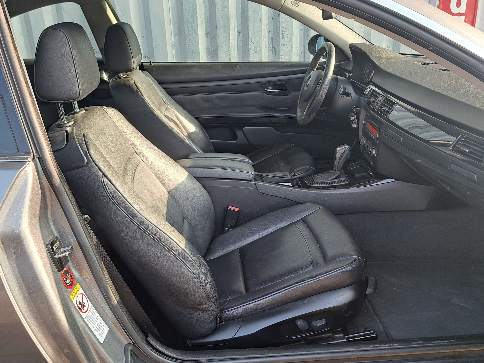 BMW 325xi Coupé-image-5