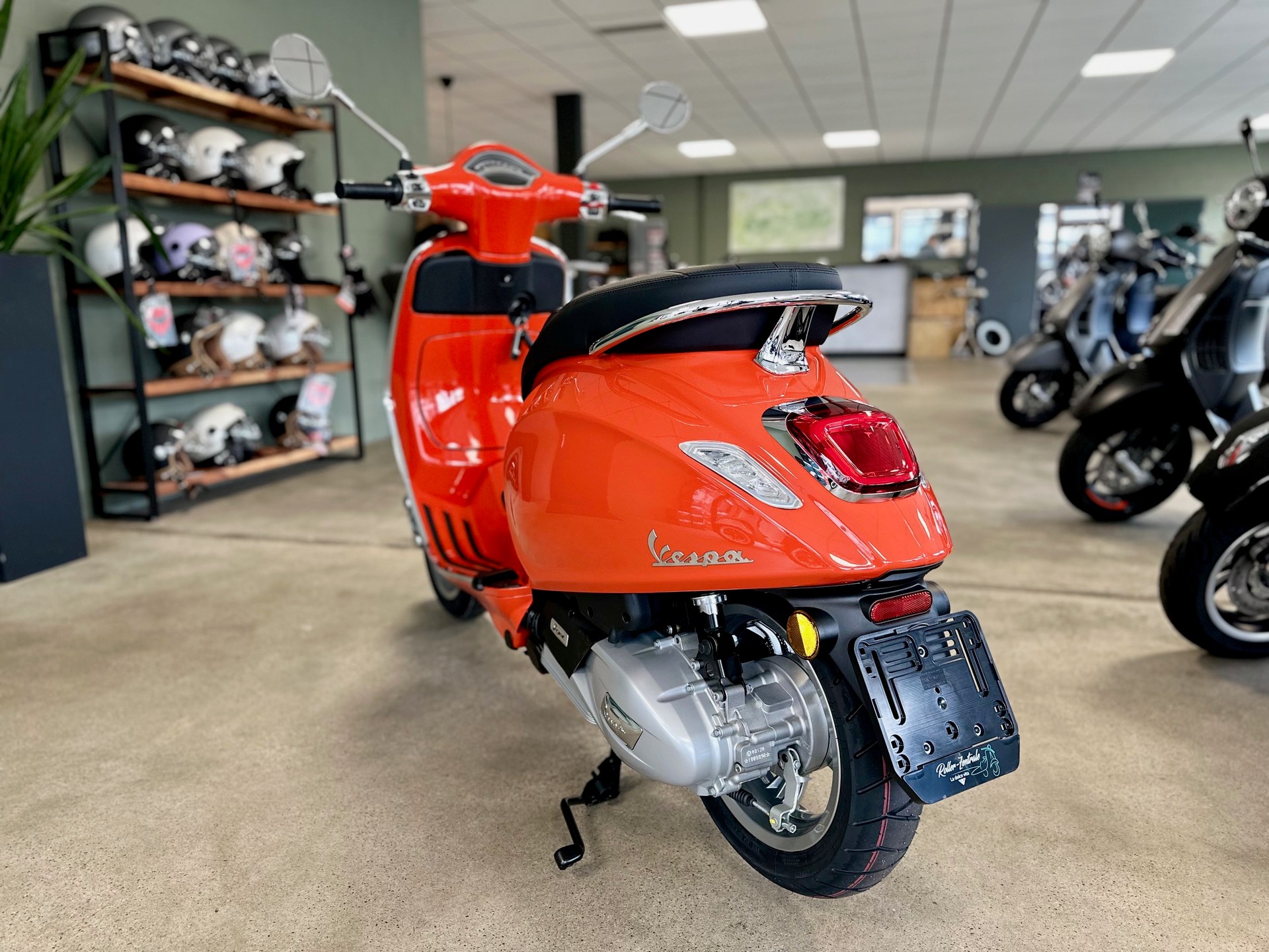 PIAGGIO Vespa 125 Primavera-image-3