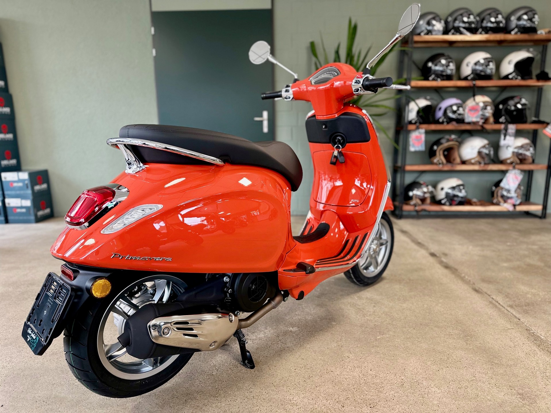 PIAGGIO Vespa 125 Primavera-image-2