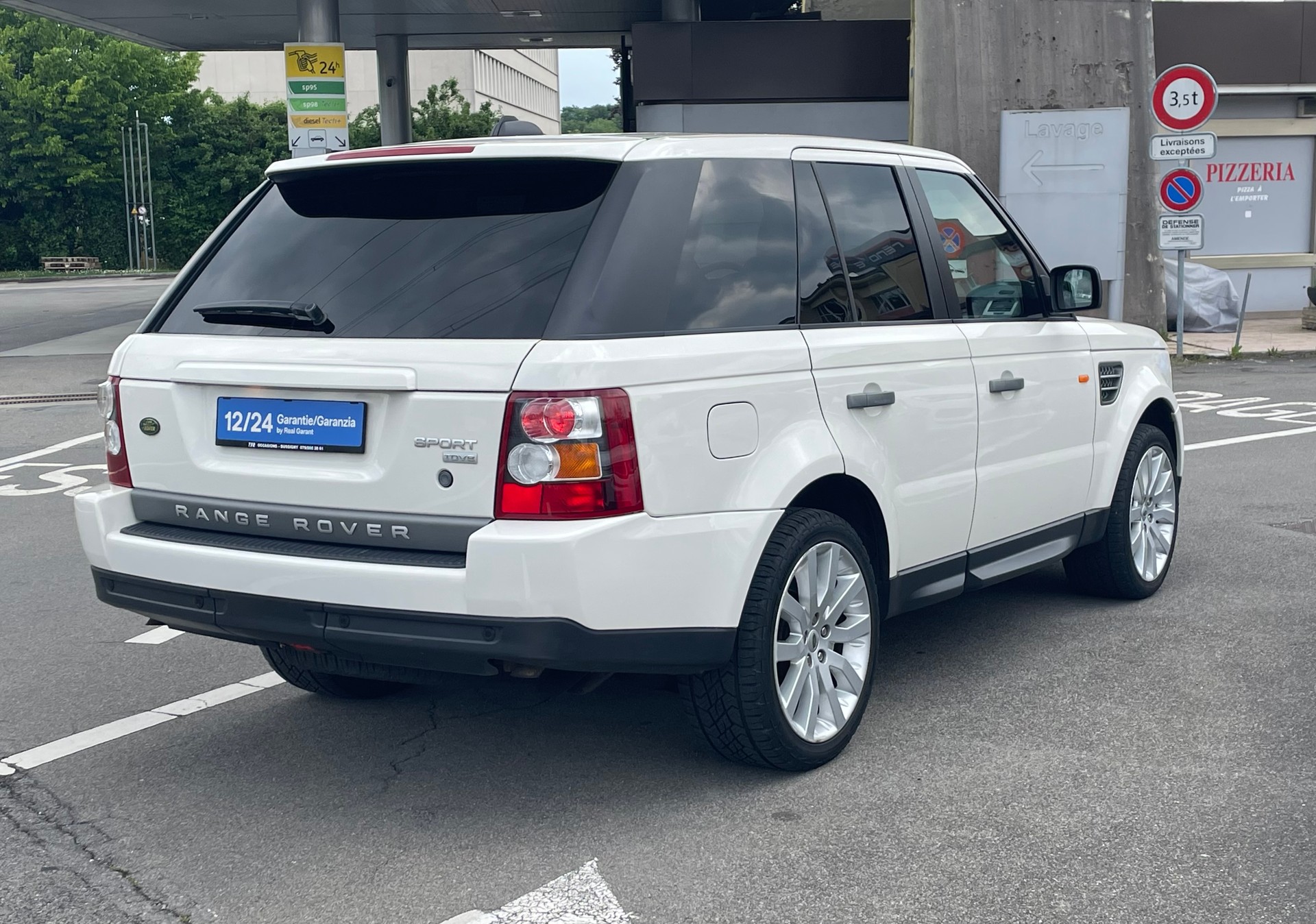 LAND ROVER Range Rover Sport 3.6 Td8 HSE Automatic-showroom-element-3