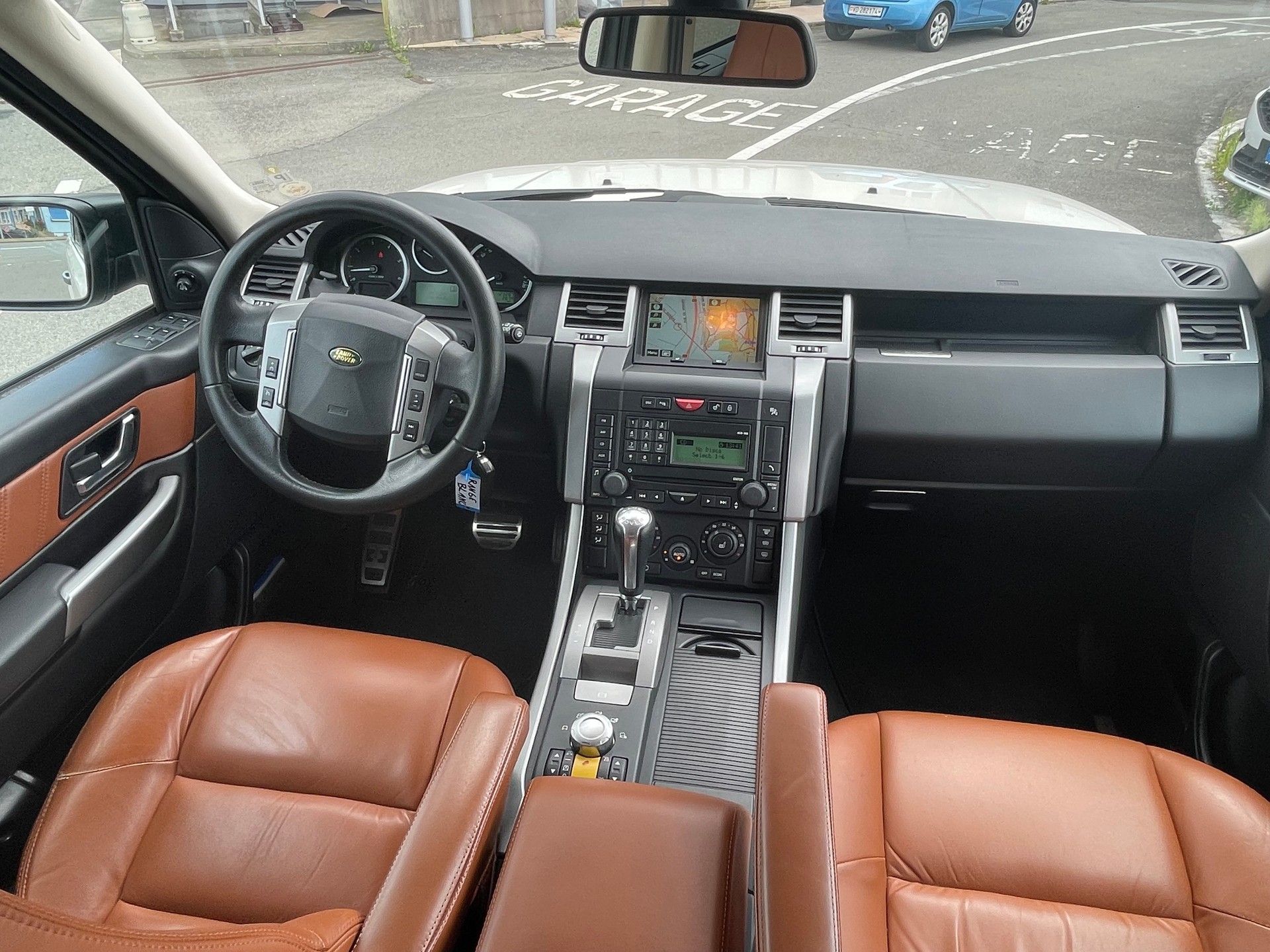 LAND ROVER Range Rover Sport 3.6 Td8 HSE Automatic-image-6