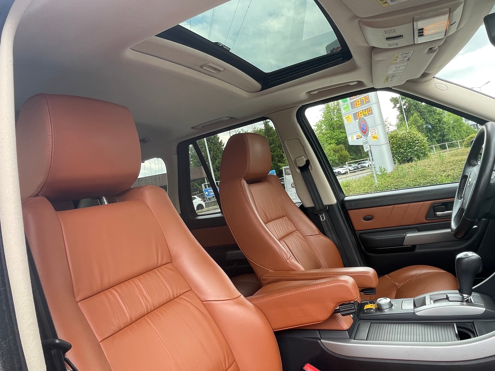 LAND ROVER Range Rover Sport 3.6 Td8 HSE Automatic-image-7