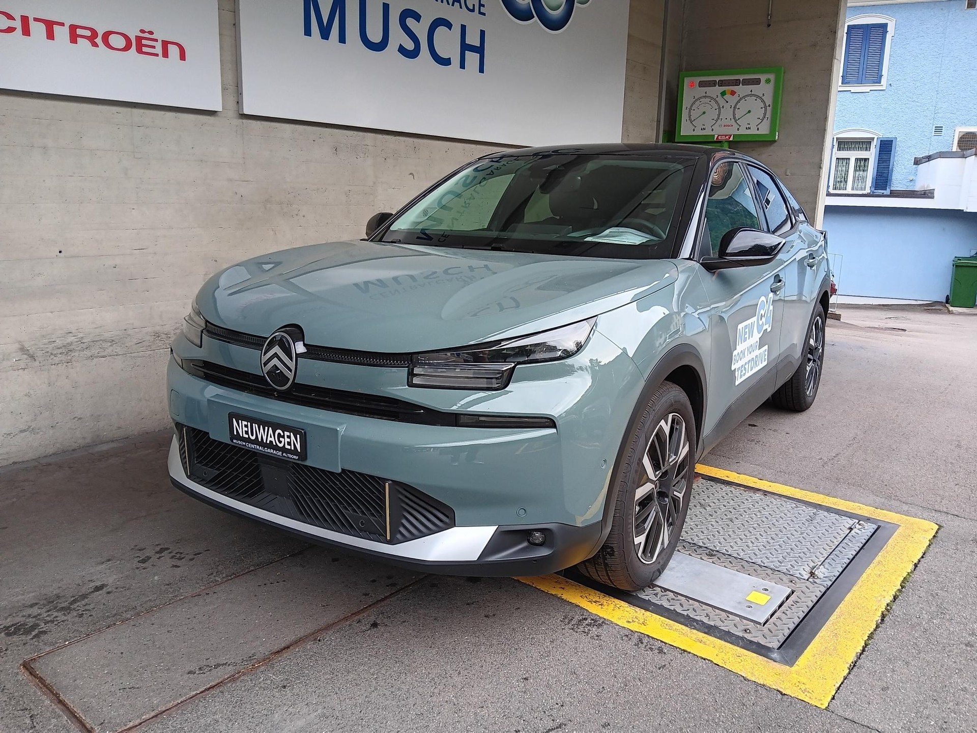 CITROEN C4 HEV Max e-DCS6-showroom-element-1