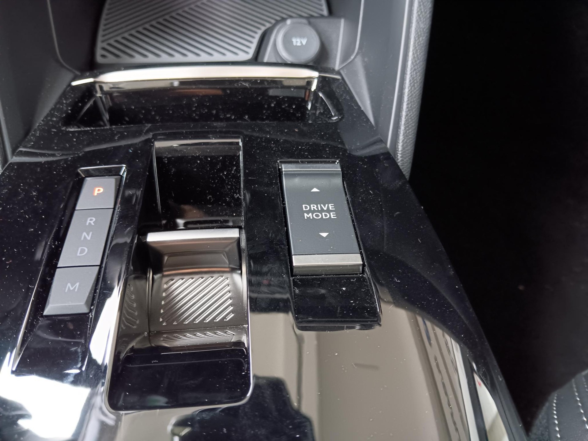 CITROEN C4 HEV Max e-DCS6-image-10