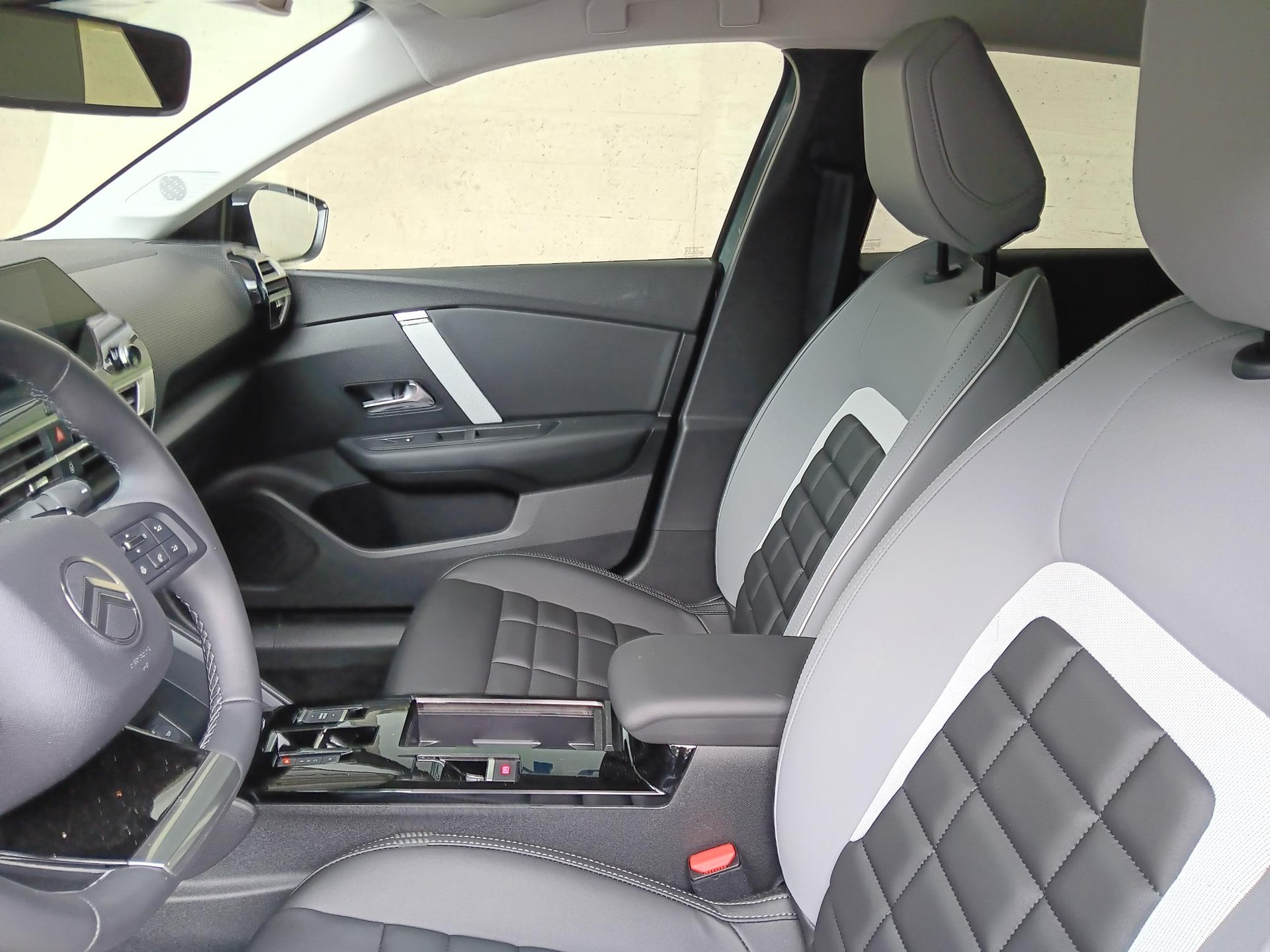 CITROEN C4 HEV Max e-DCS6-image-7