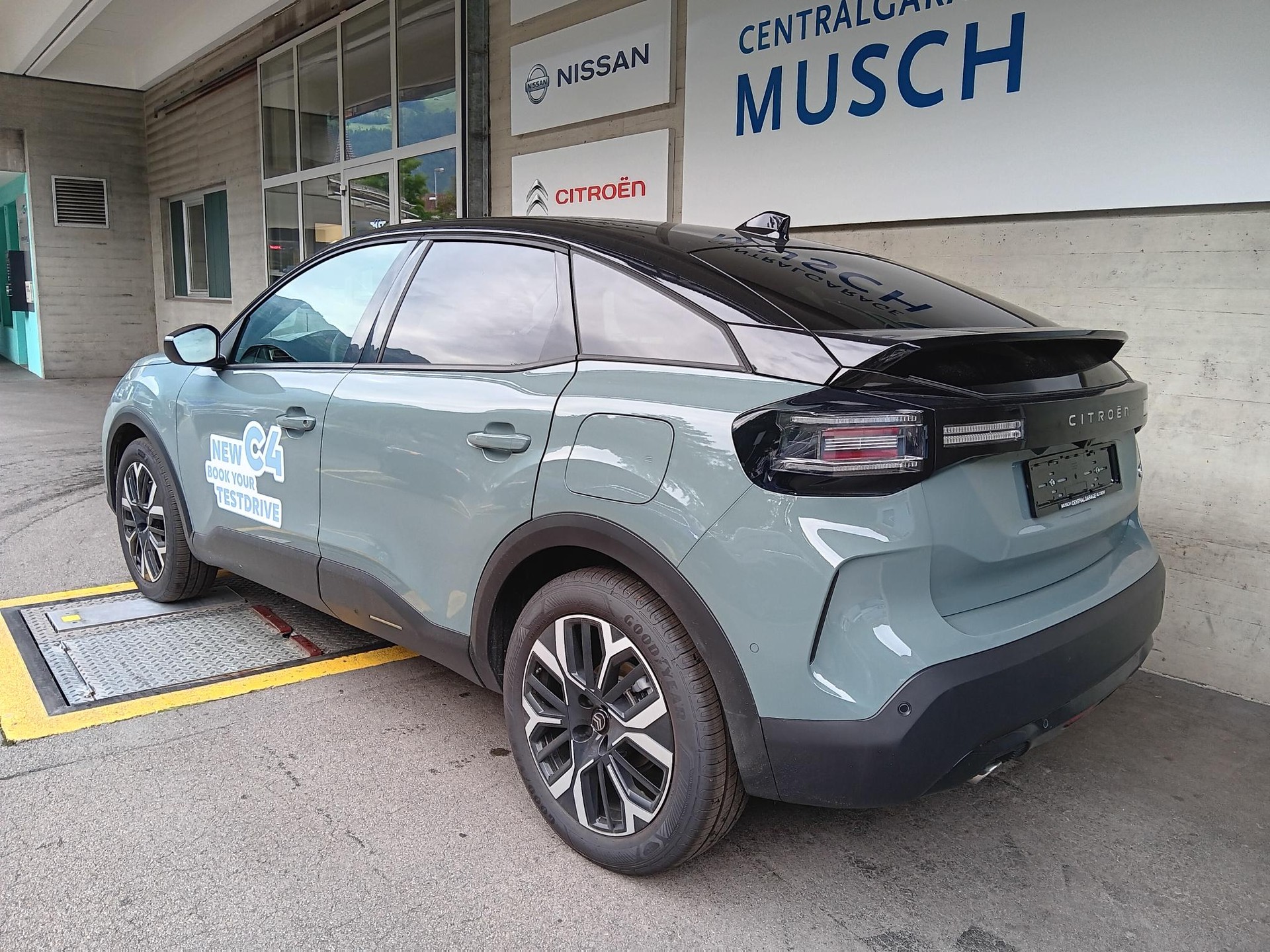 CITROEN C4 HEV Max e-DCS6-showroom-element-3