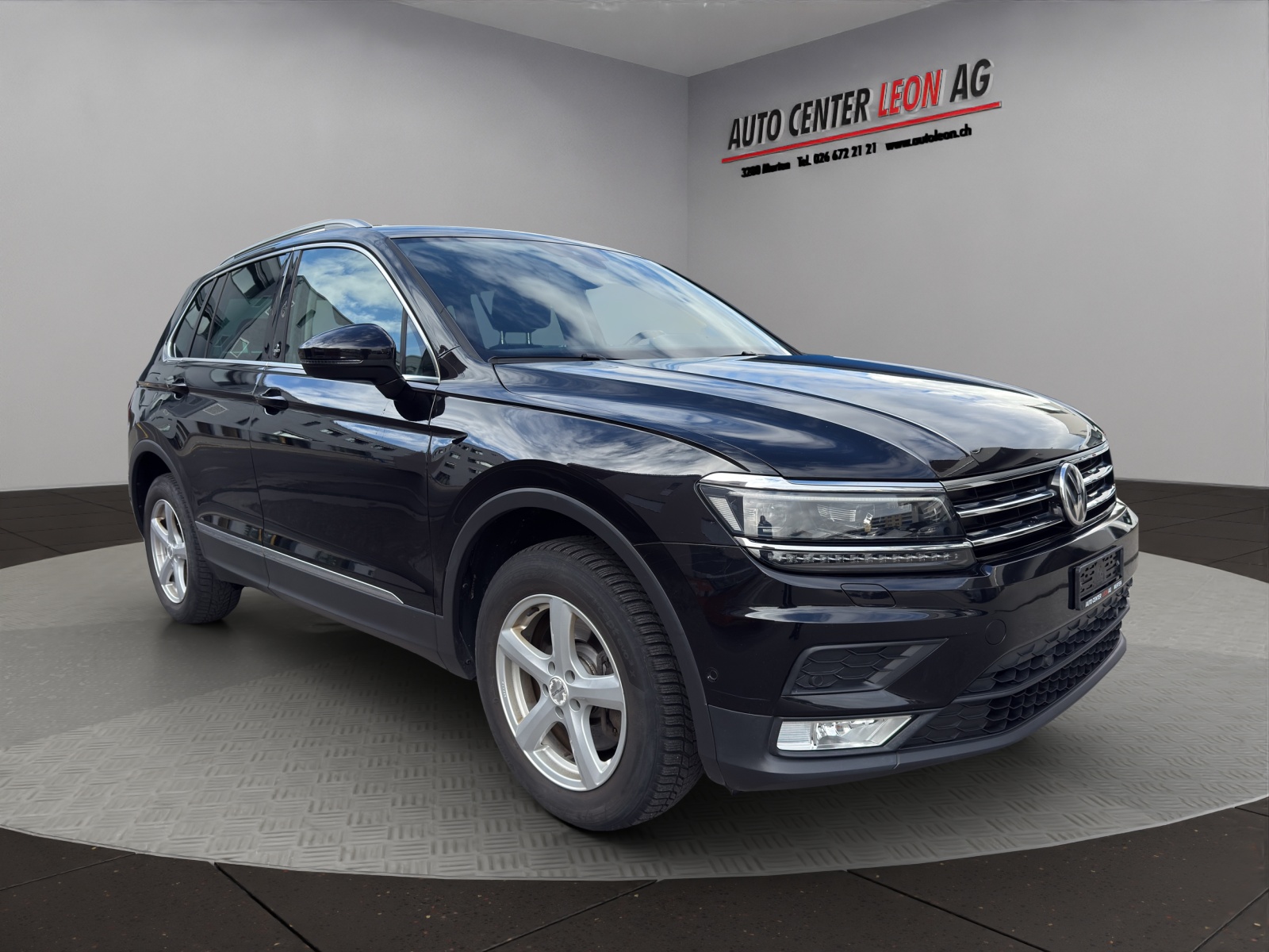 VW Tiguan 2.0TSI Sound 4Motion DSG-image-7
