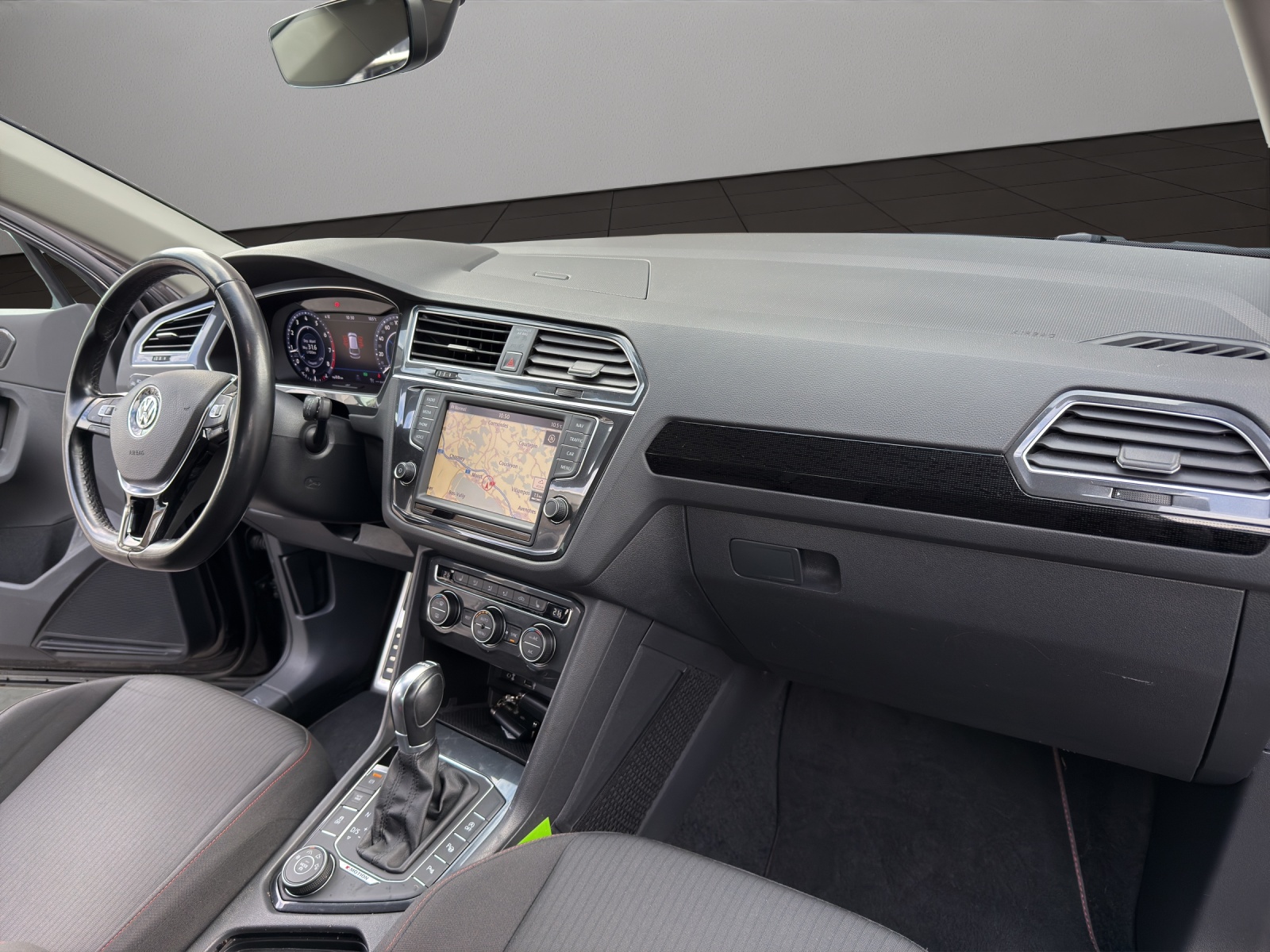 VW Tiguan 2.0TSI Sound 4Motion DSG-image-20