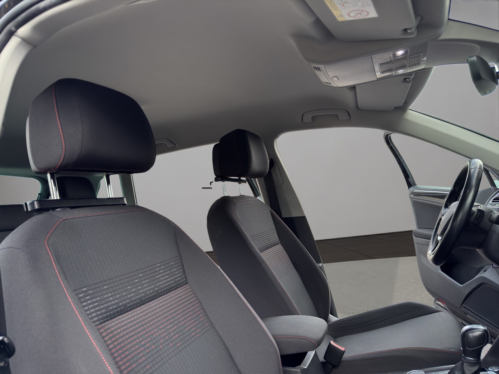 VW Tiguan 2.0TSI Sound 4Motion DSG-image-21