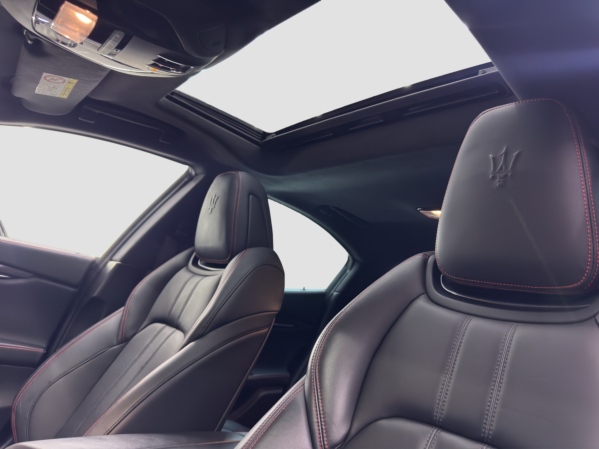 MASERATI Ghibli 3.0 V6 GranSport Automatica-image-27