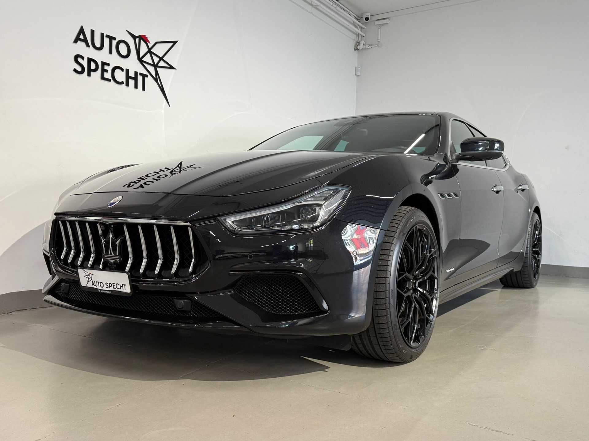 MASERATI Ghibli 3.0 V6 GranSport Automatica-showroom-element-2