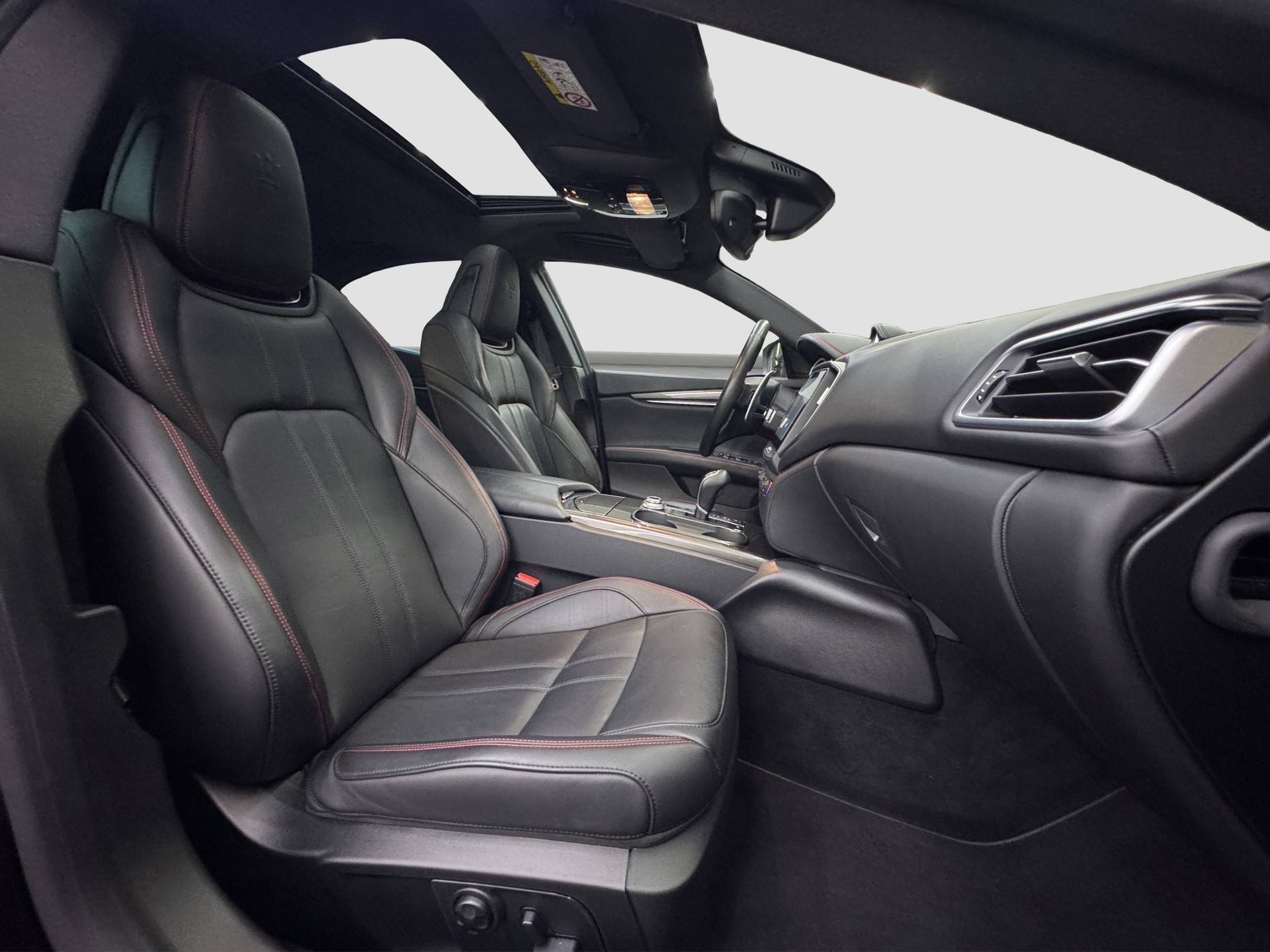 MASERATI Ghibli 3.0 V6 GranSport Automatica-image-9
