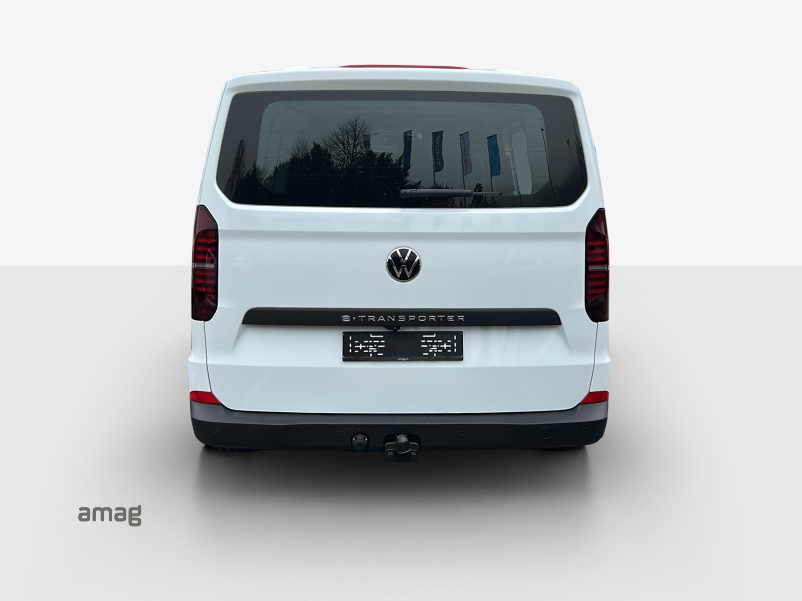 VW e-Transporter 70 kWh-showroom-element-3