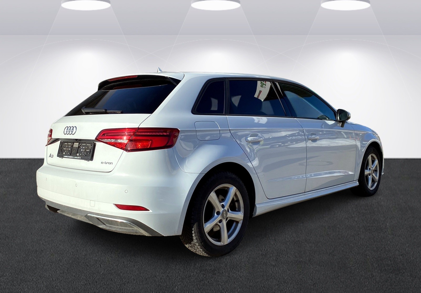 AUDI A3 Sportback 1.4 e-tron S-tronic-image-6