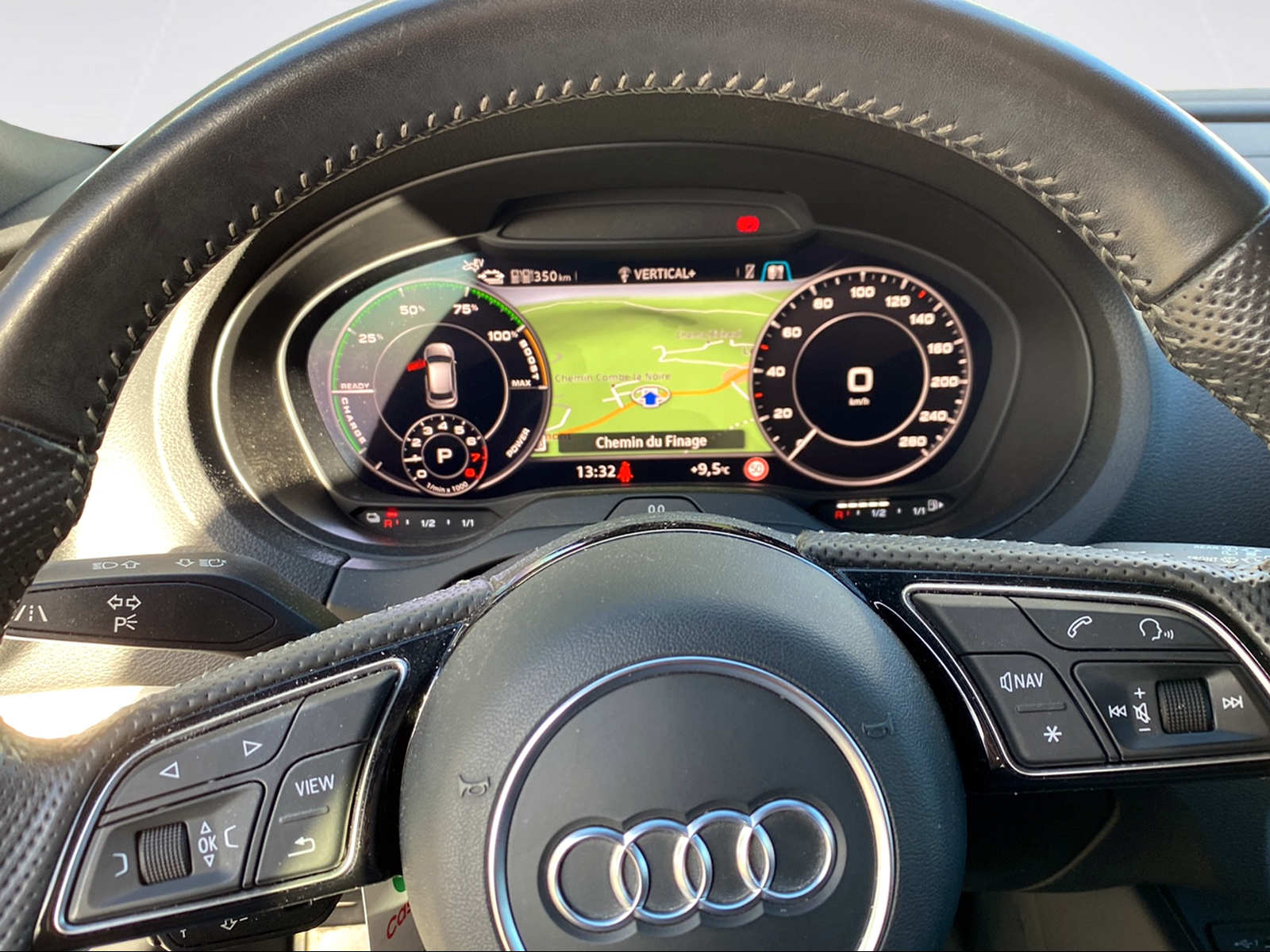 AUDI A3 Sportback 1.4 e-tron S-tronic-image-4