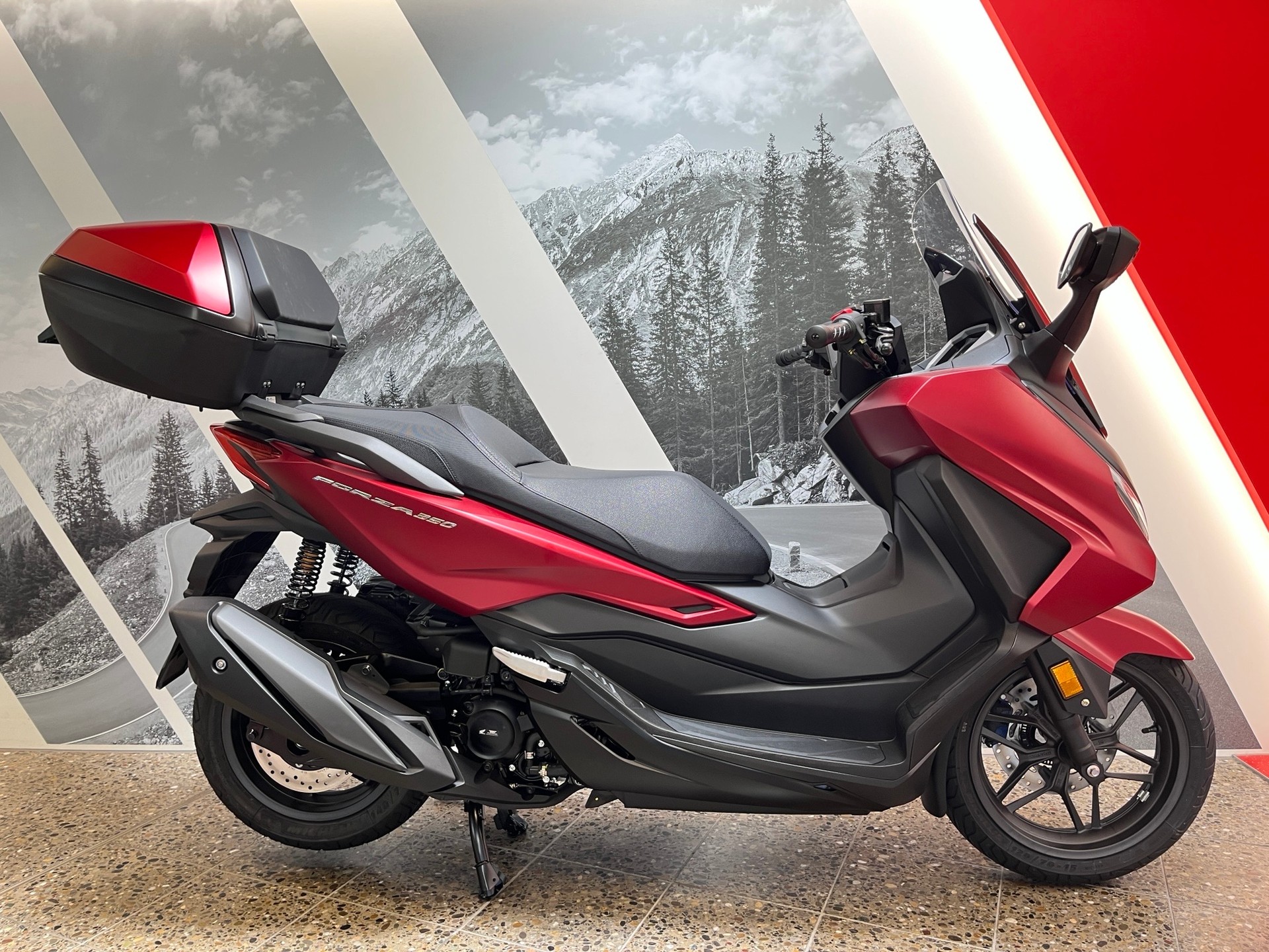 HONDA NSS 350 Smart Top Box MY2026-image-0