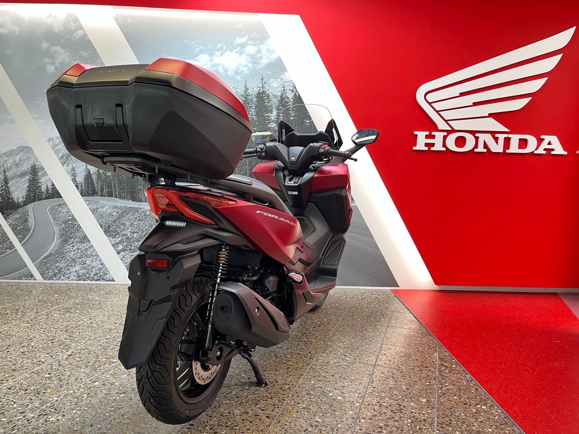 HONDA NSS 350 Smart Top Box MY2026-image-3